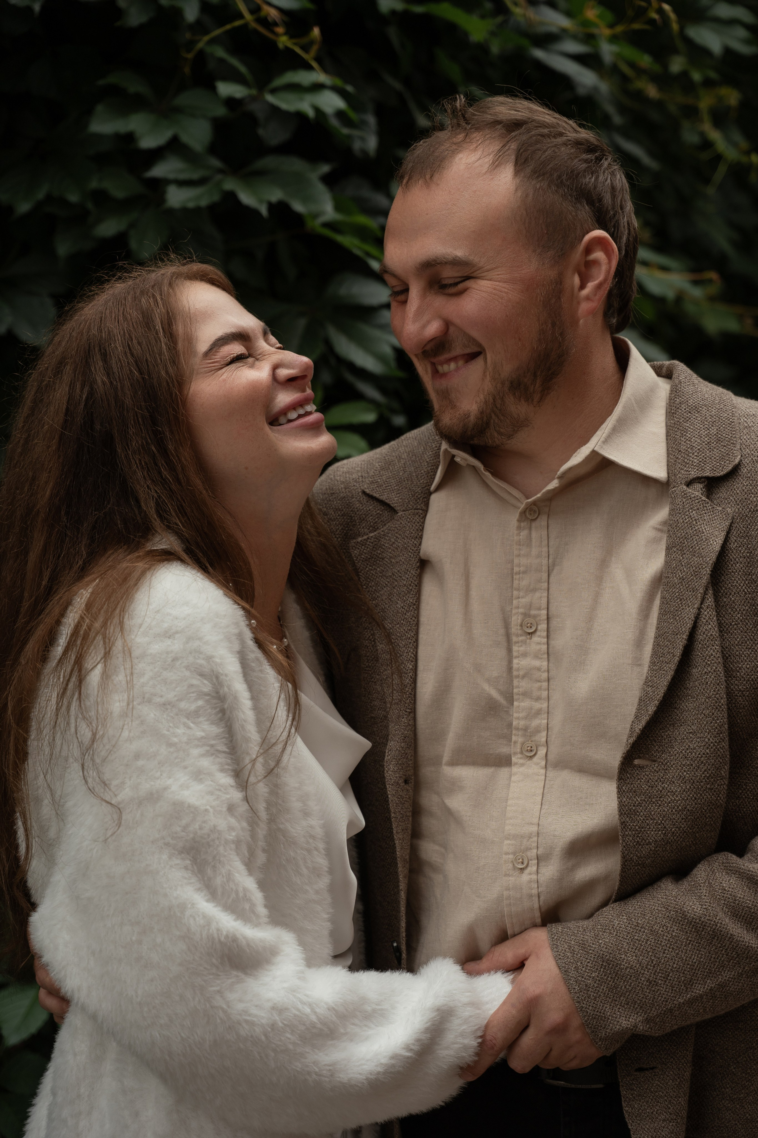 Городская фотосессия лавстори — идеальный выбор для тех, кто хочет получить современный портрет с городской эстетикой