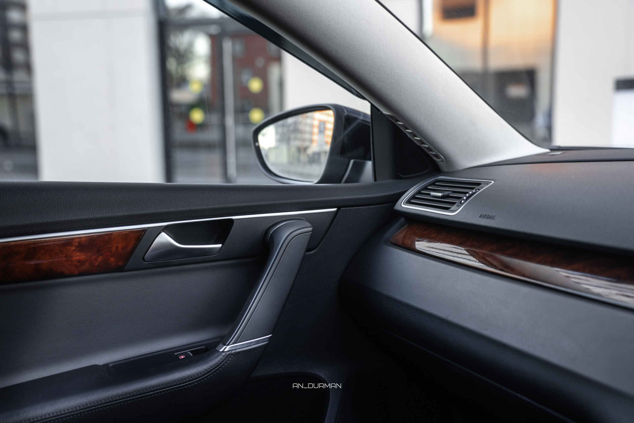 Volkswagen Passat. Фотограф, видеограф и пилот дрона на Байкале