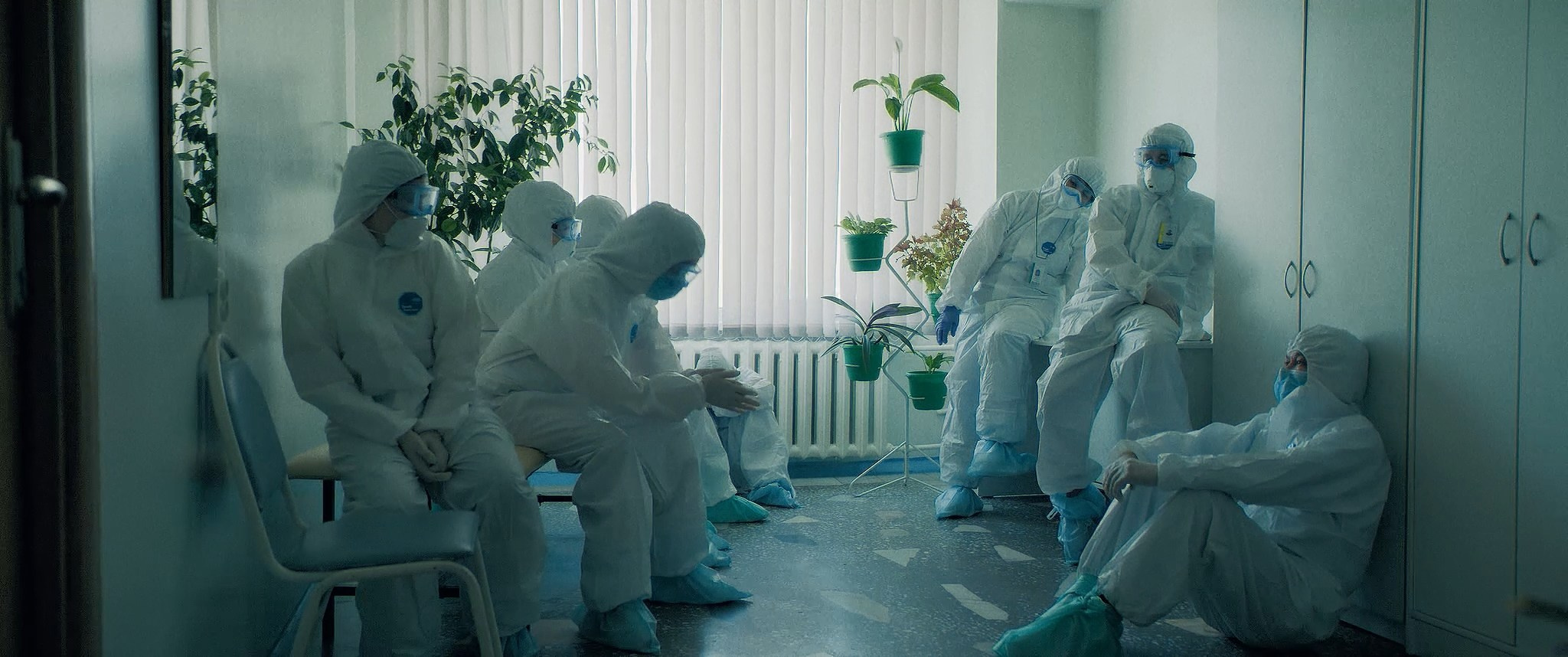 Цветокоррекция ролика «Коронавирус». Цветокоррекция и мастеринг видео в Санкт-Петербурге — Антон Евтягин