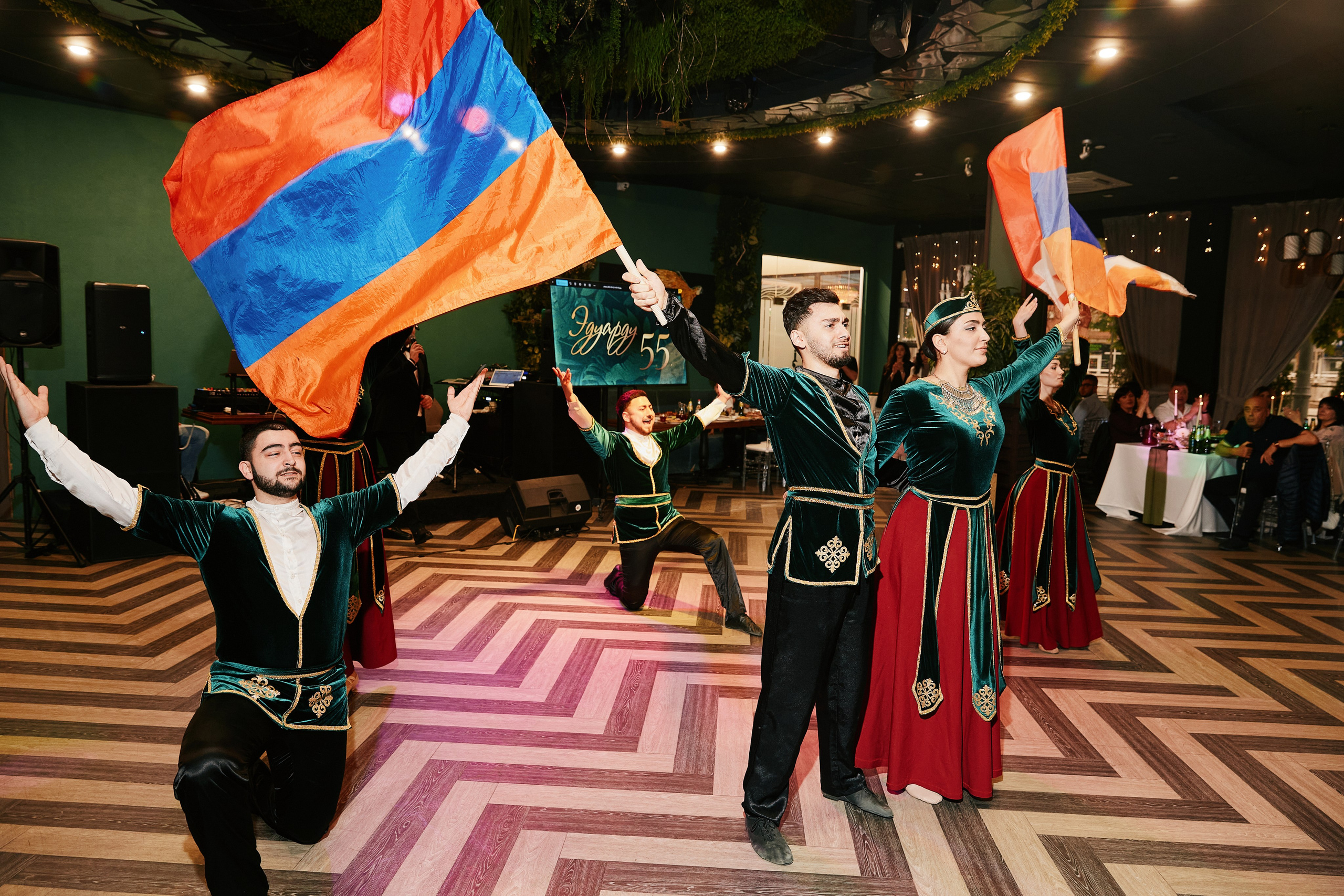 День рождения в Двин Холл 02.05. Свадебный репортажный фотограф краснодар максим дремов дрёмов фотосессия студия цена