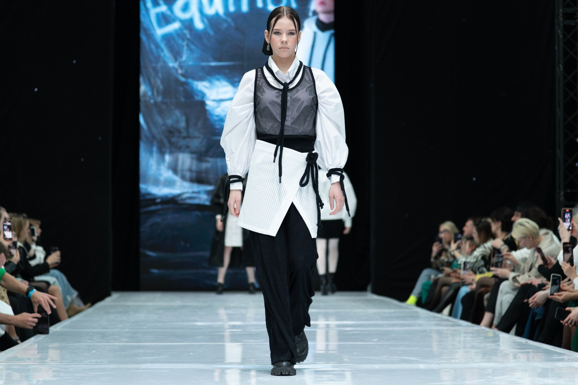 DEVUSI / 23. Sakunov Photo