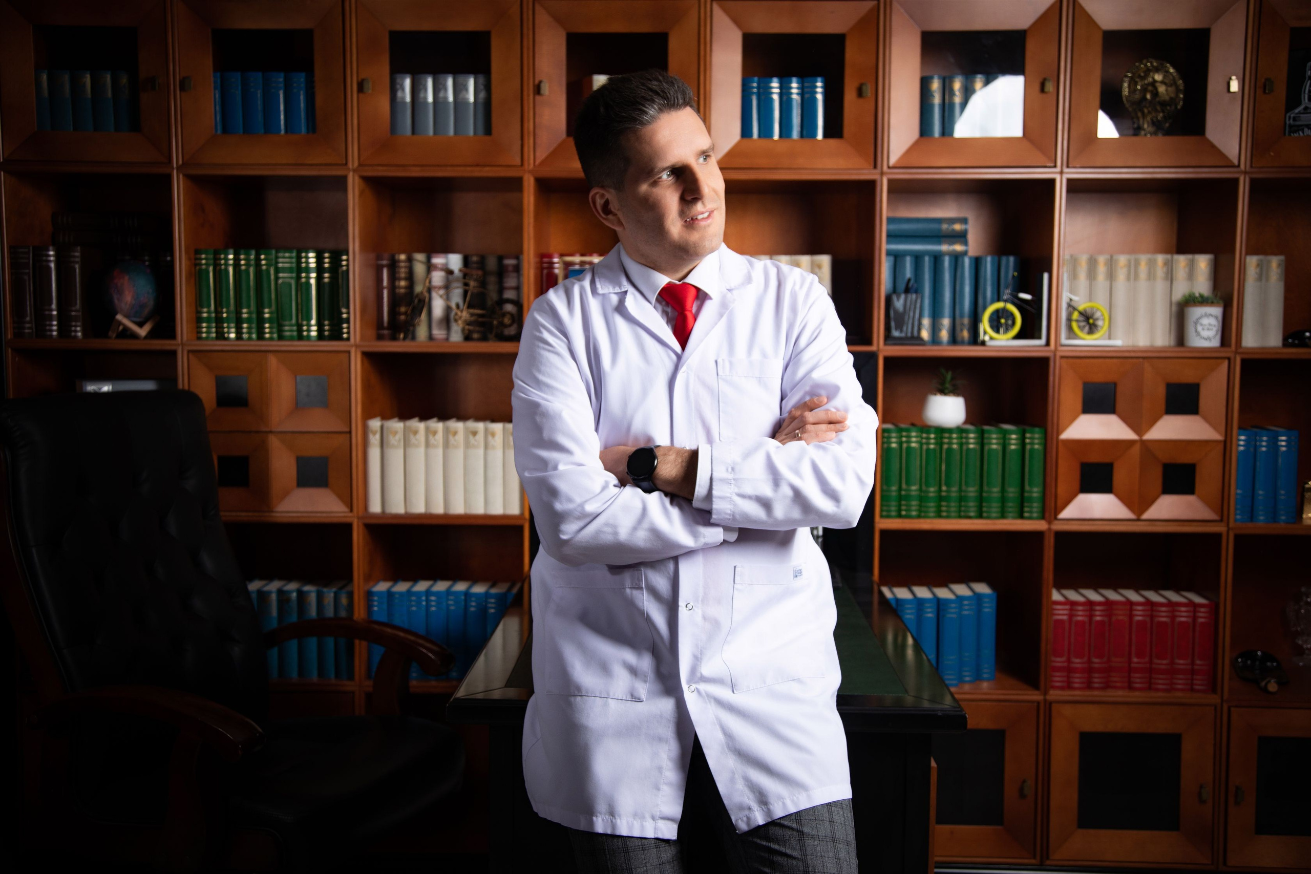 Пример мужской фотосессии MAX 90 минут | Бизнес Fotogen. Интерьерная фотостудия FOTOGEN г. Краснодар