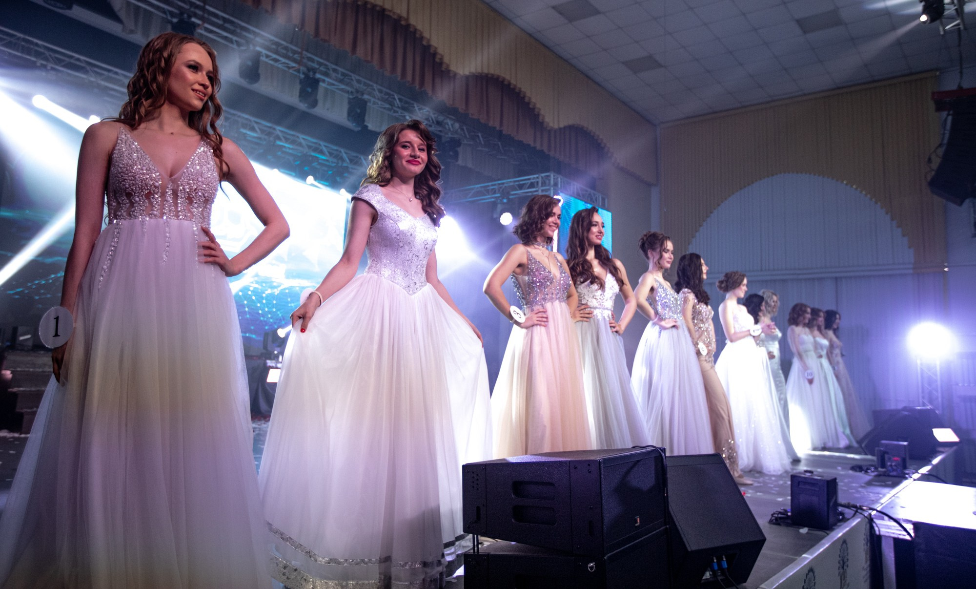 Конкурс красоты Мисс КубГУ 2022. Репортажный, промышленный и маркетплейс-фотограф Дмитрий Чернат