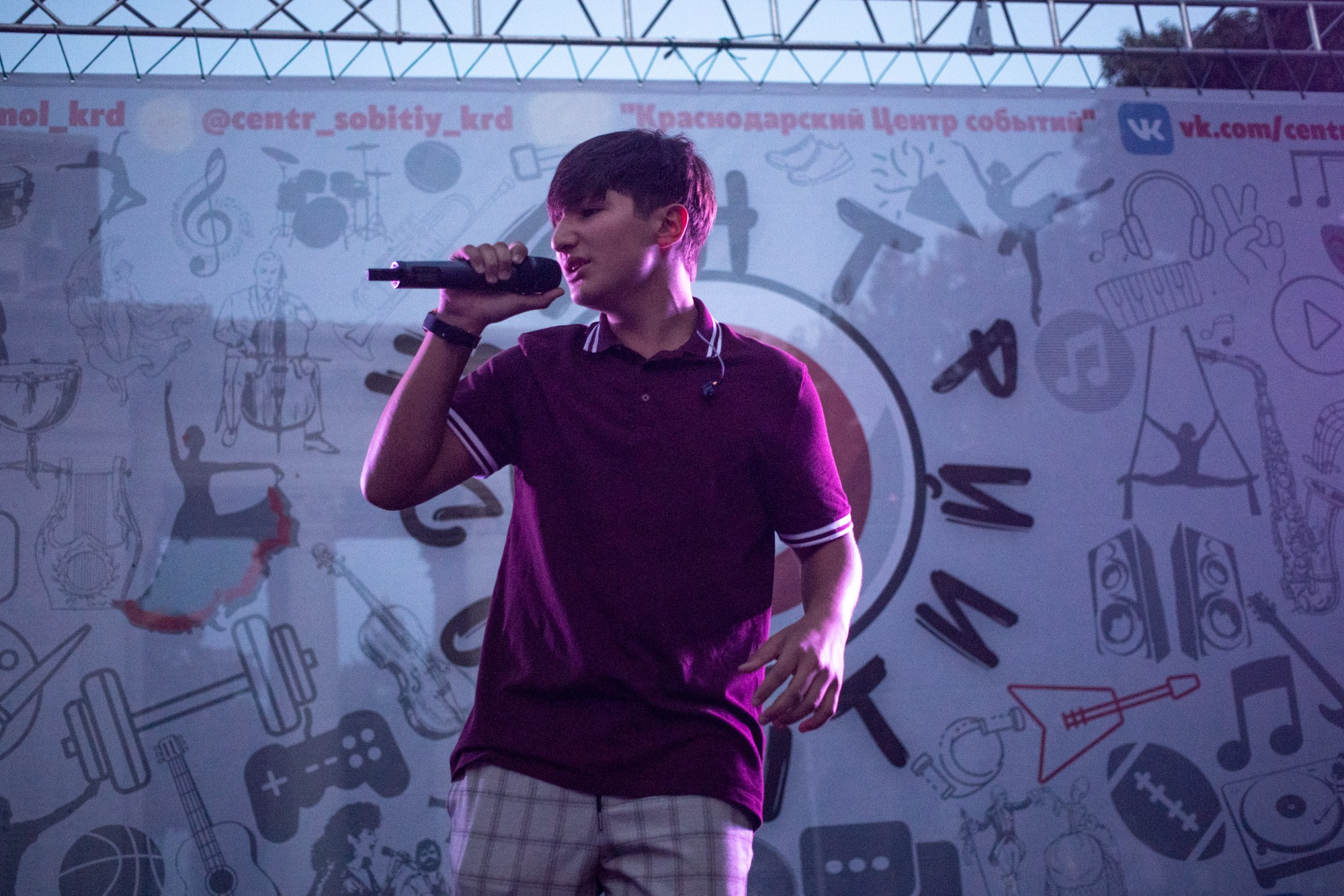 Закрытие летнего фестиваля «УФ». Репортажный, промышленный и маркетплейс-фотограф Дмитрий Чернат