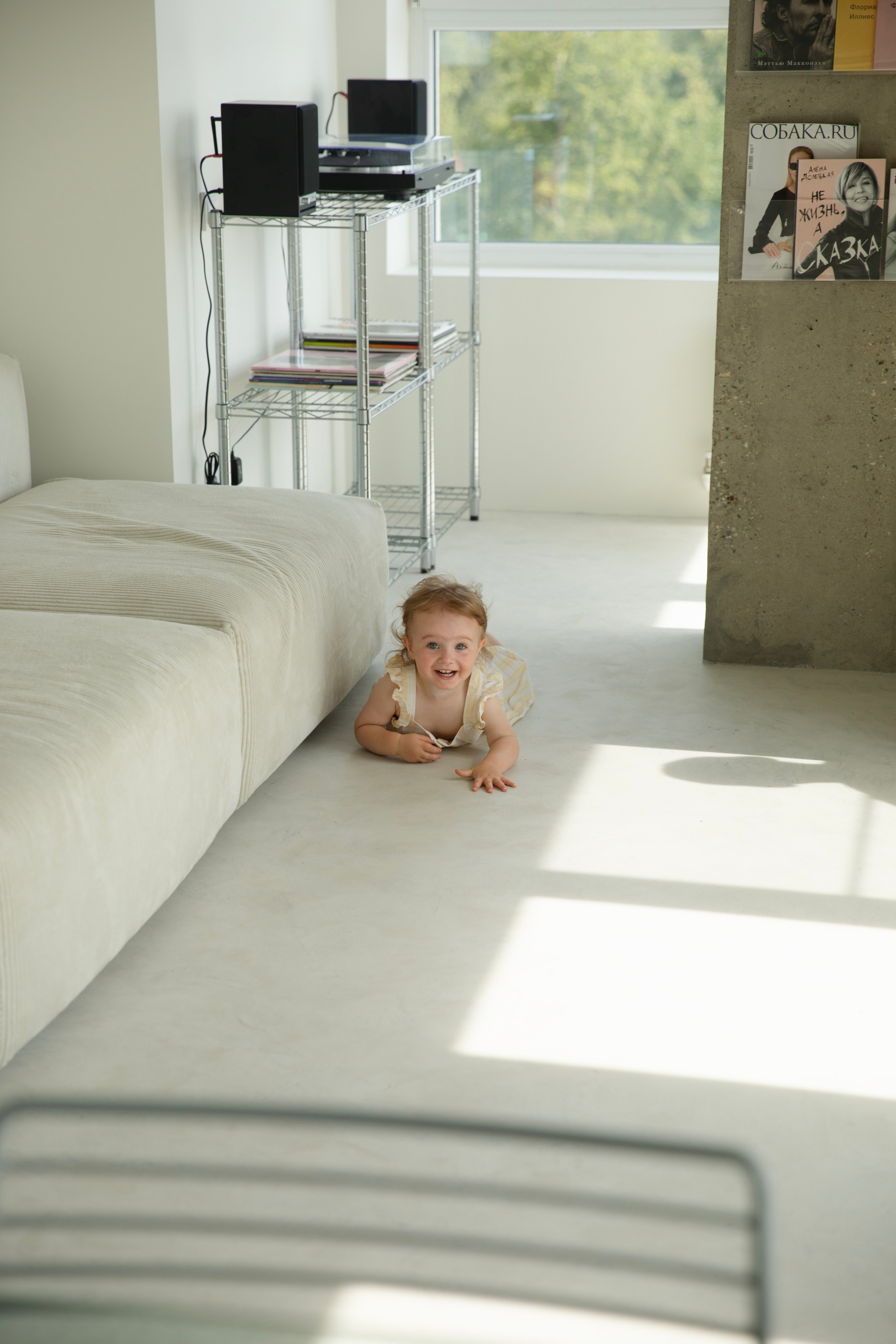 Домашняя съемка красивой семьи в солнечной квартире. Фотограф новорожденных, детский фотограф  Москва.Семейная съемка Москва. Семенова Анна