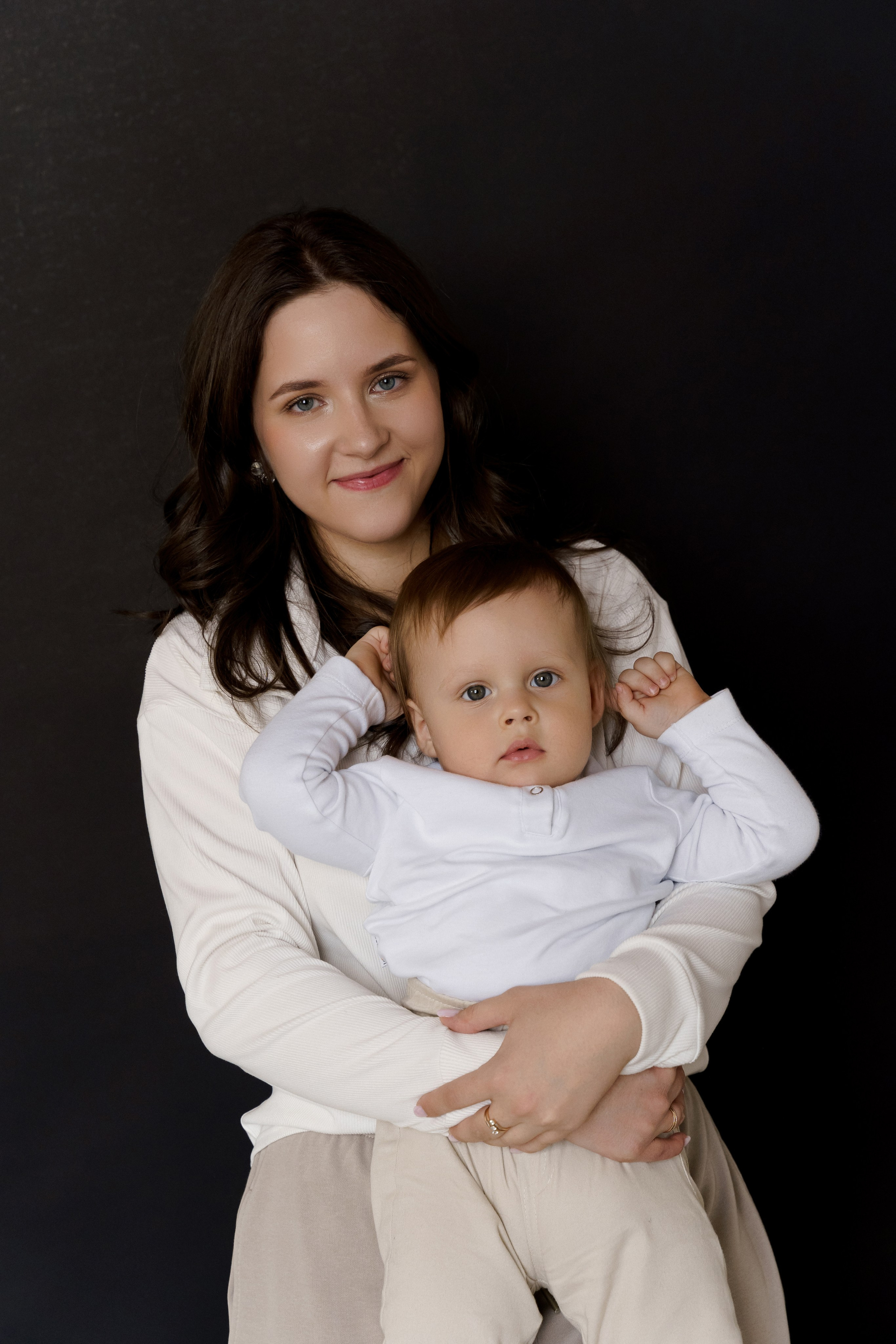 Первый годик. Моменты и истории о вас настоящих