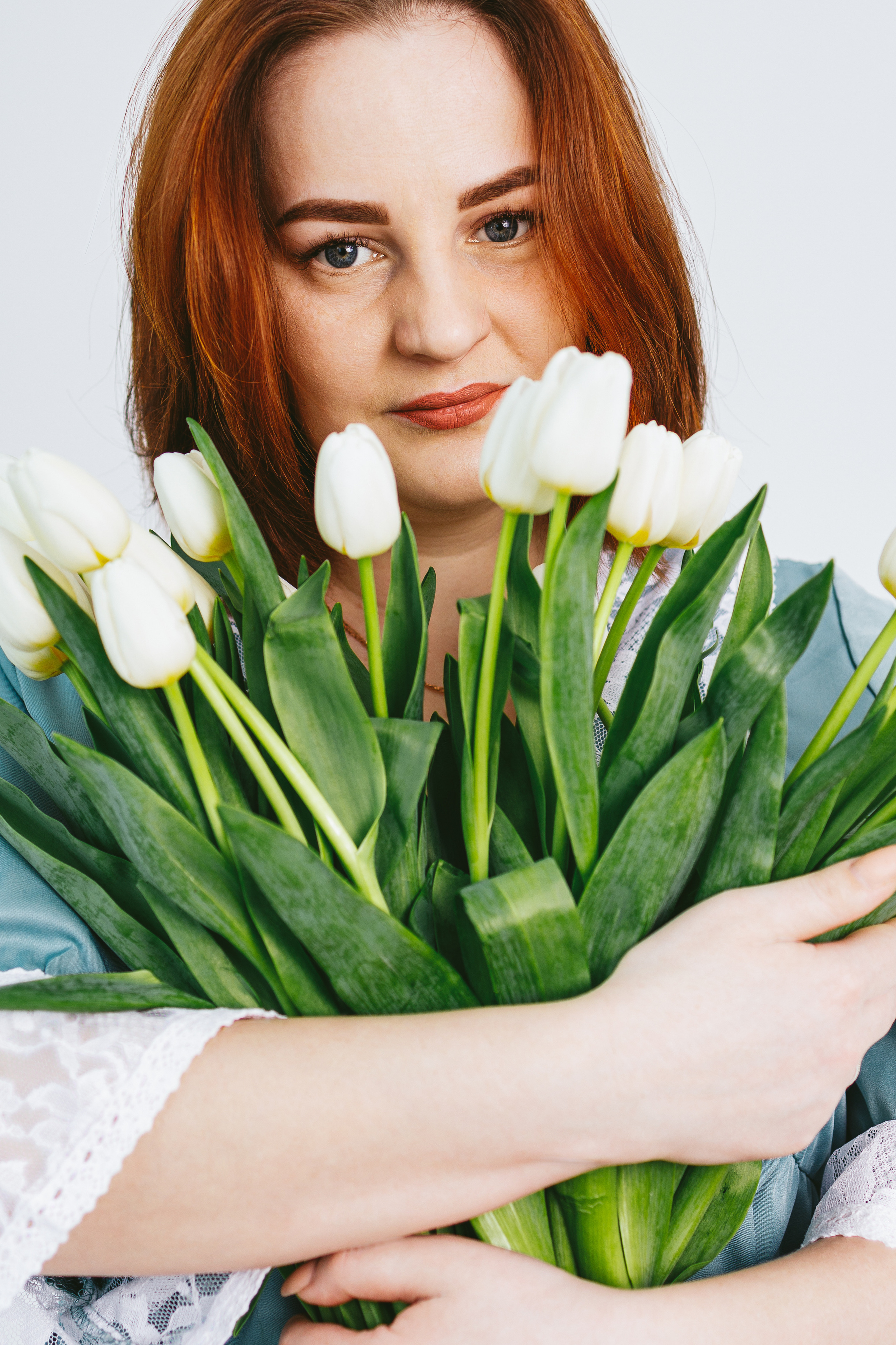 Фотосессия с цветами. Фотограф Виктория Бурова