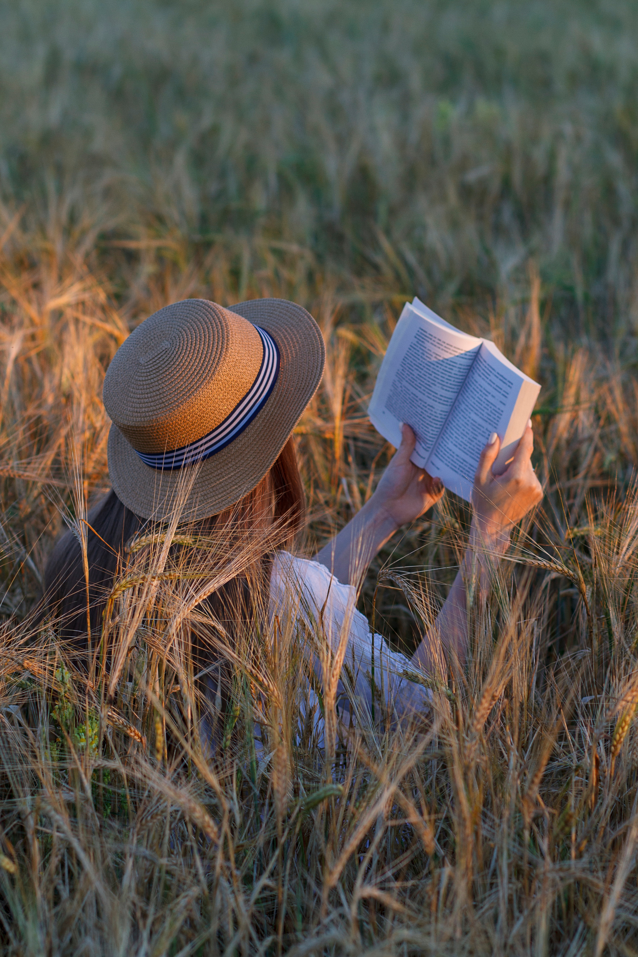Фотосессия в поле, пшеница. Фотограф Виктория Бурова