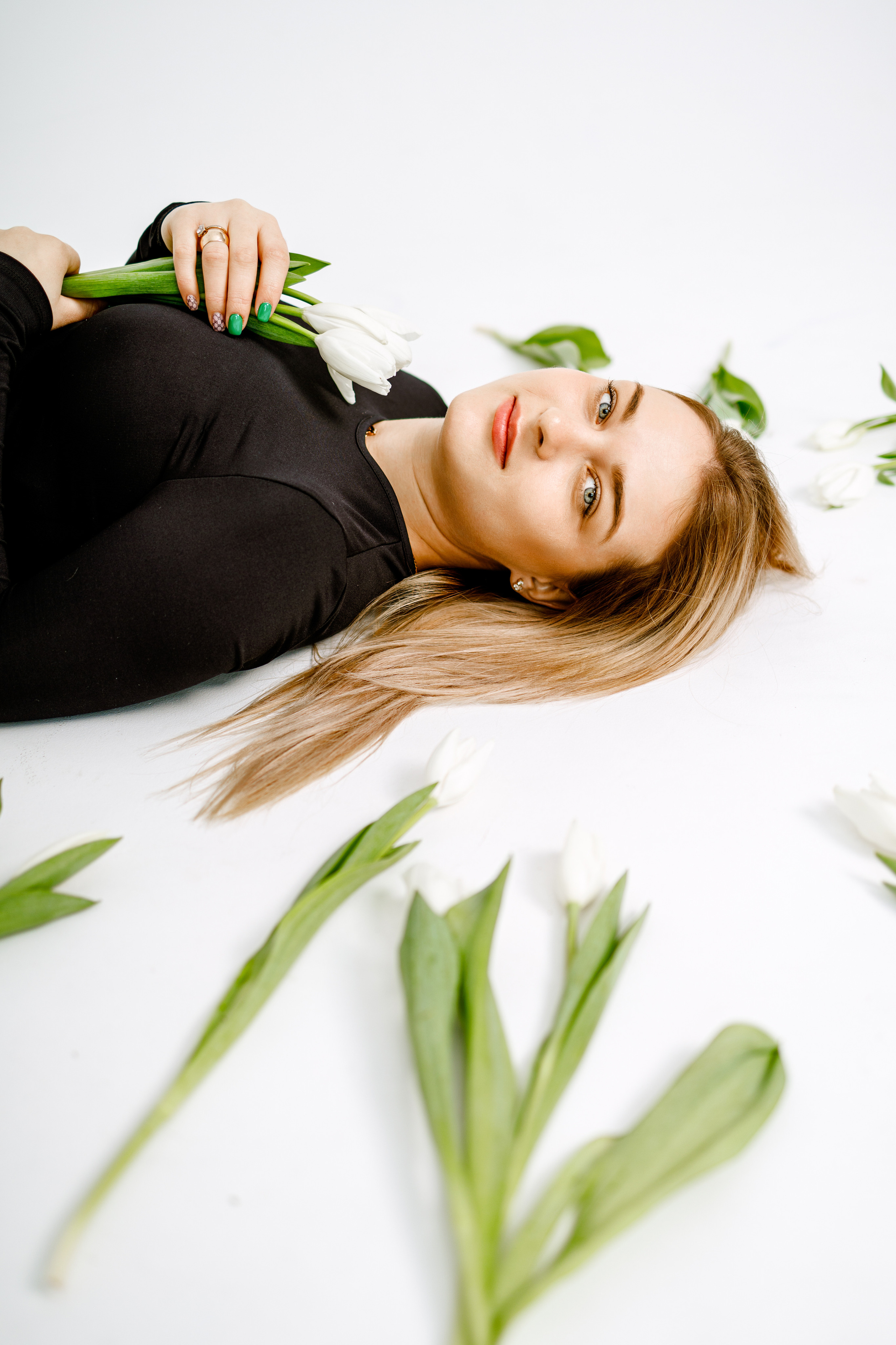 Фотосессия с тюльпанами. Фотограф Виктория Бурова