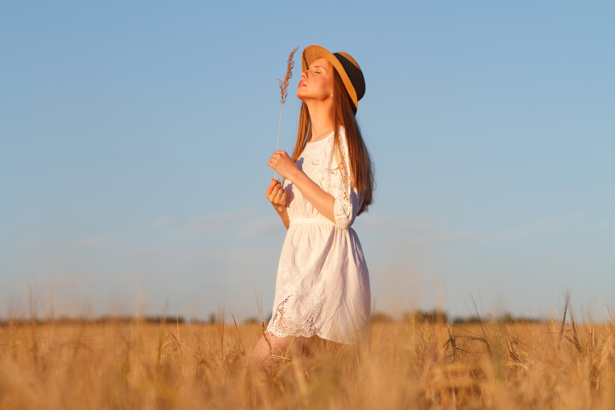 Фотосессия в поле, пшеница. Фотограф Виктория Бурова