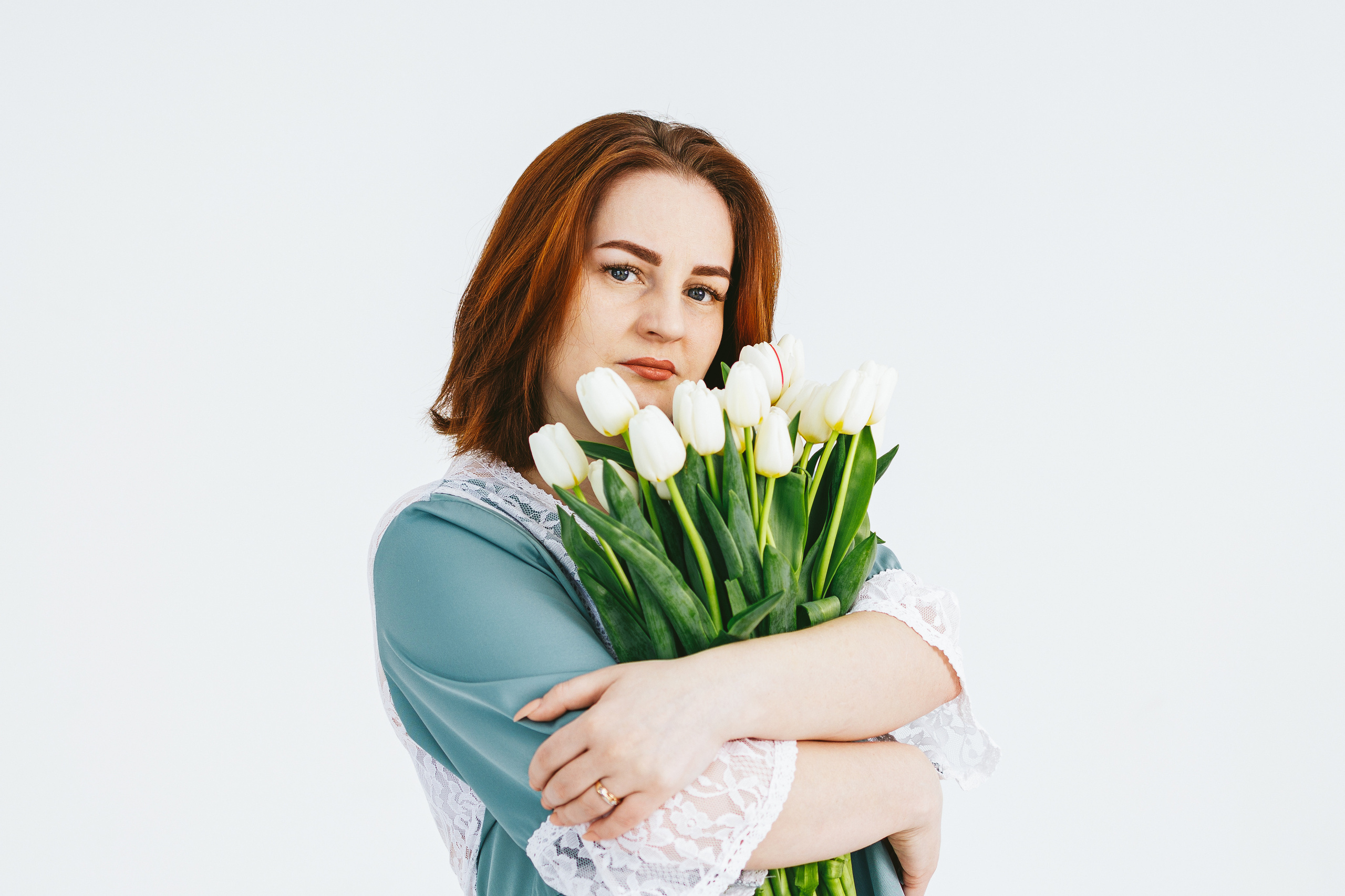 Фотосессия с цветами. Фотограф Виктория Бурова