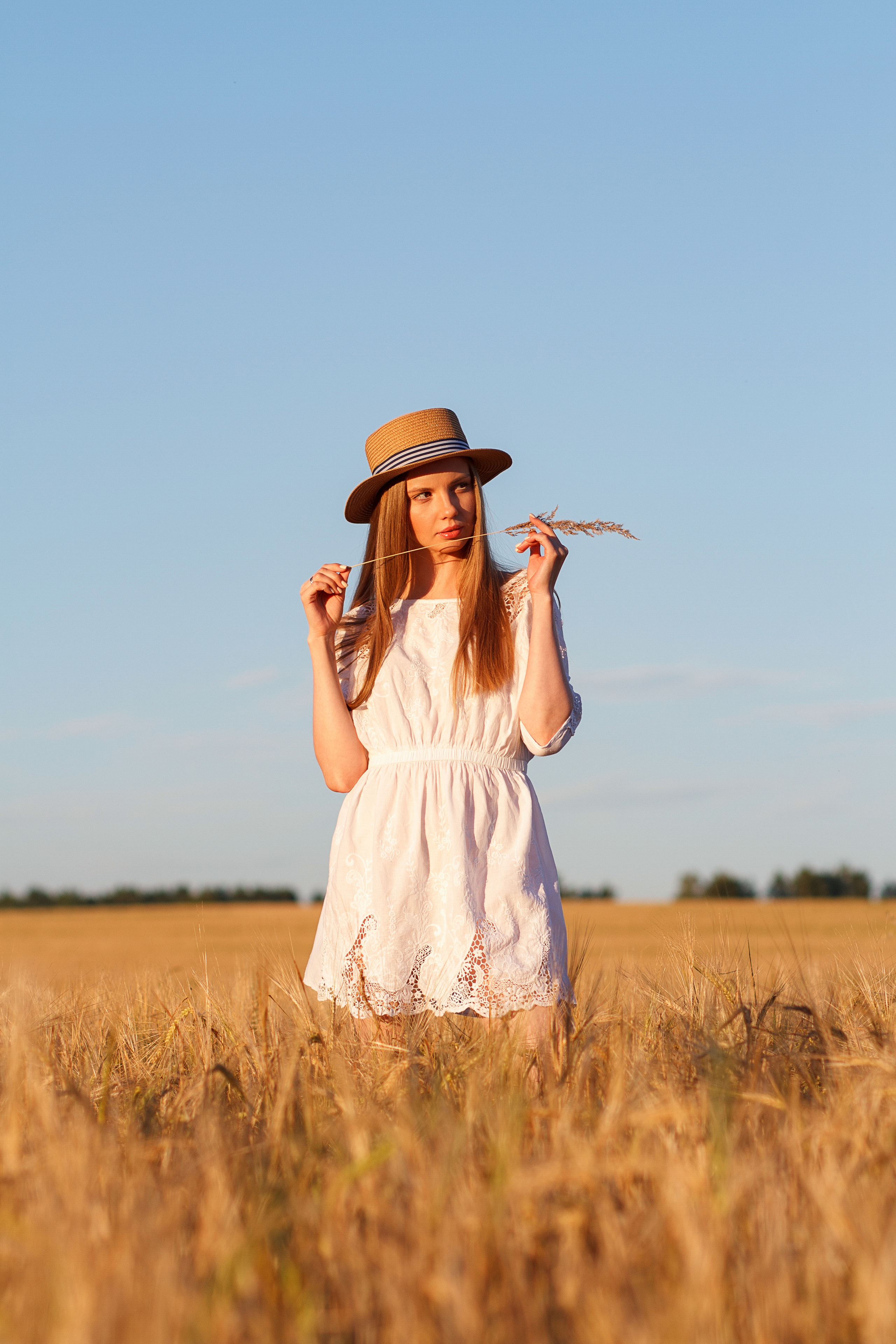 Фотосессия в поле, пшеница. Фотограф Виктория Бурова