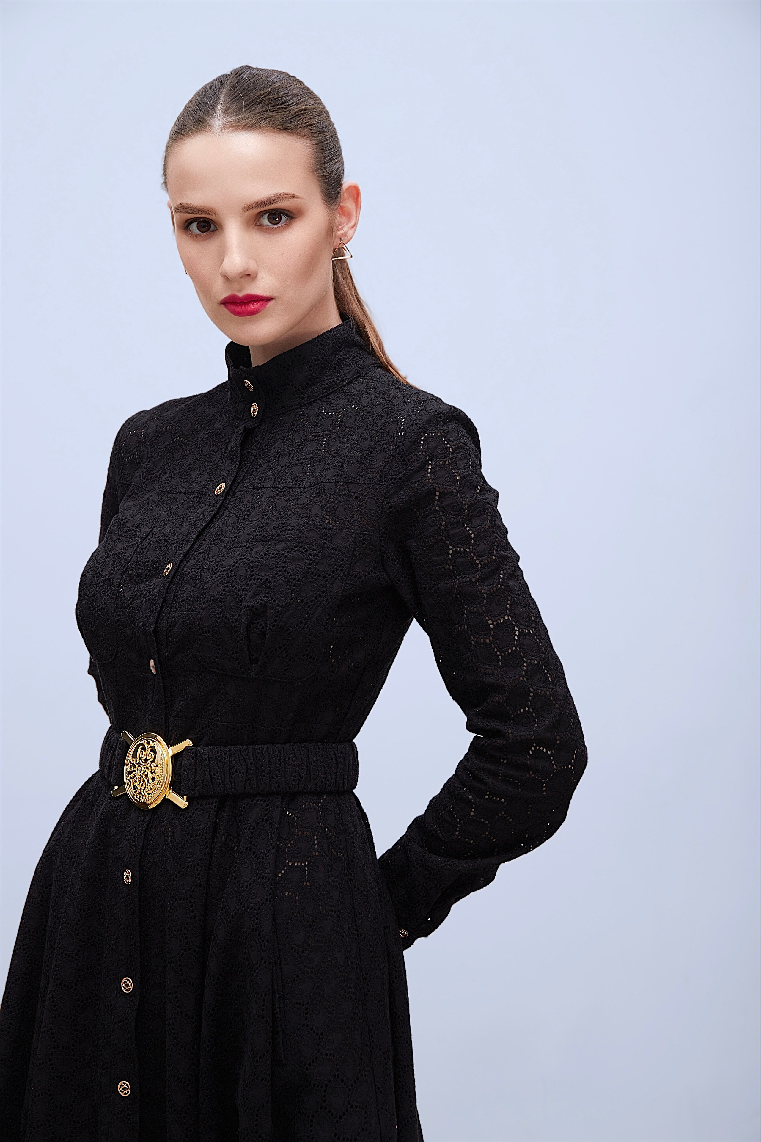 "Профессиональная каталожная фотосъемка товаров для e-commerce и интернет-магазинов""Высококачественная каталожная съемка одежды и аксессуаров с белым фоном""Рекламная каталожная фотосъемка для маркетинга продуктов и брендов""Студийная каталожная съемка с детальной проработкой текстур и материалов""Коммерческая каталожная фотосъемка для каталогов и онлайн-платформ""Фотография каталожной съемки с акцентом на дизайн и презентацию товаров""Предметная каталожная съемка для увеличения продаж в e-commerce""Профессиональная каталожная фотосъемка с использованием студийного освещения""Рекламные фото каталожной съемки для сайтов и социальных сетей""Высокоточная каталожная съемка товаров для презентаций и брошюр""Каталожная фотосъемка высокого разрешения для онлайн-магазинов""Коммерческая каталожная съемка с фокусом на качество и детализацию""Студийная каталожная фотосъемка для брендов и ритейла""Фотографии каталожной съемки для маркетинговых кампаний""Профессиональная каталожная съемка для каталогов и увеличения конверсии" "Профессиональная съемка на модели для модных брендов и рекламы""Высококачественная фотосъемка на модели с креативным освещением и позами""Рекламная съемка на модели для каталогов одежды и аксессуаров""Студийная съемка на модели с акцентом на стиль и индивидуальность""Коммерческая фотосъемка на модели для fashion-индустрии""Фотография съемки на модели с профессиональным ретуши для журналов""Модная съемка на модели для продвижения бренда и коллекций""Профессиональная съемка на модели с использованием естественного света""Рекламные фото съемки на модели для социальных сетей и веб-сайтов""Высокоточная фотосъемка на модели для портфолио и презентаций""Съемка на модели высокого разрешения для модных кампаний""Коммерческая съемка на модели с фокусом на тренды и дизайн""Студийная фотосъемка на модели для e-commerce и маркетинга""Фотографии съемки на модели для брендов и увеличения продаж""Профессиональная модная съемка на модели для каталогов и рекламы"