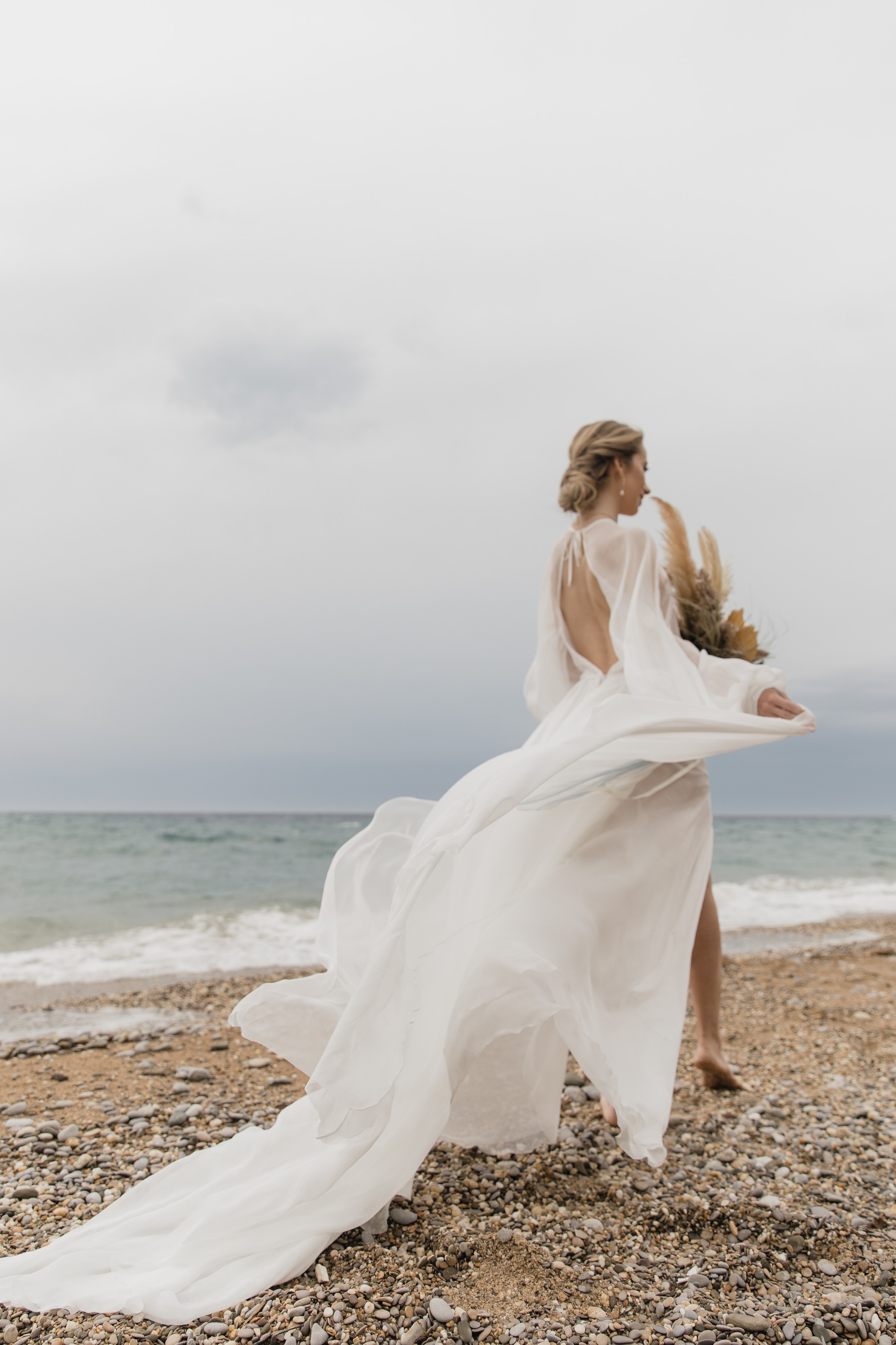 На берегу моря…. СВАДЕБНЫЙ ФОТОГРАФ В КРЫМУ И СЕВАСТОПОЛЕ