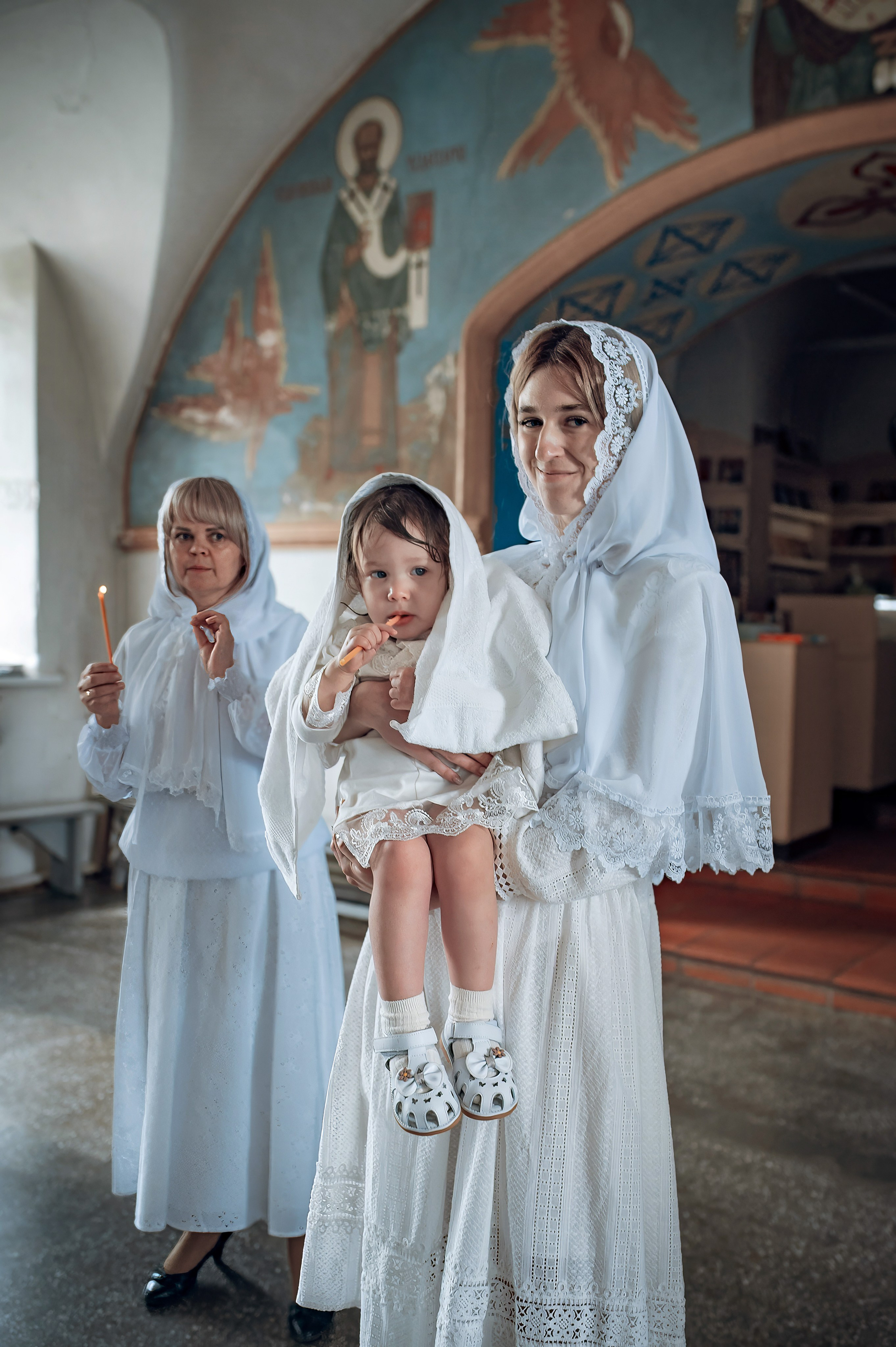 Крещение Машеньки в Свято-Троицком соборе Емельяново. Фотографы крещения/венчания  Красноярск Татьяна и Вячеслав Переваловы