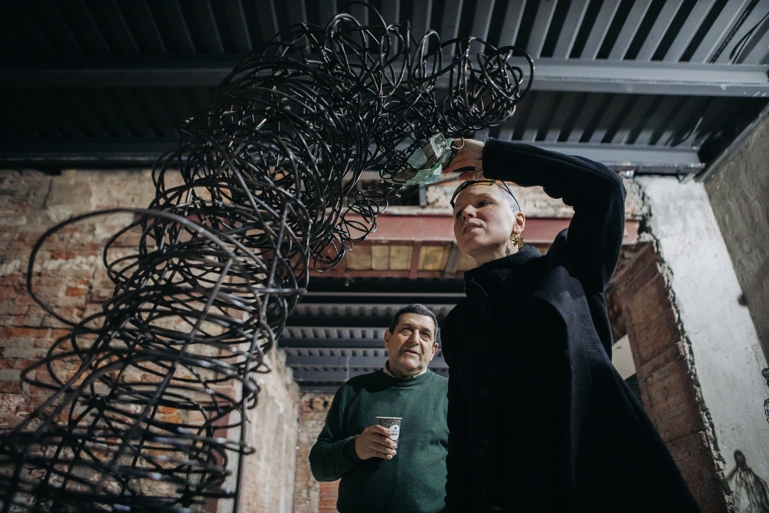 Подглядывающий _2021-2024. Художник — скульптор Антонина Фатхуллина