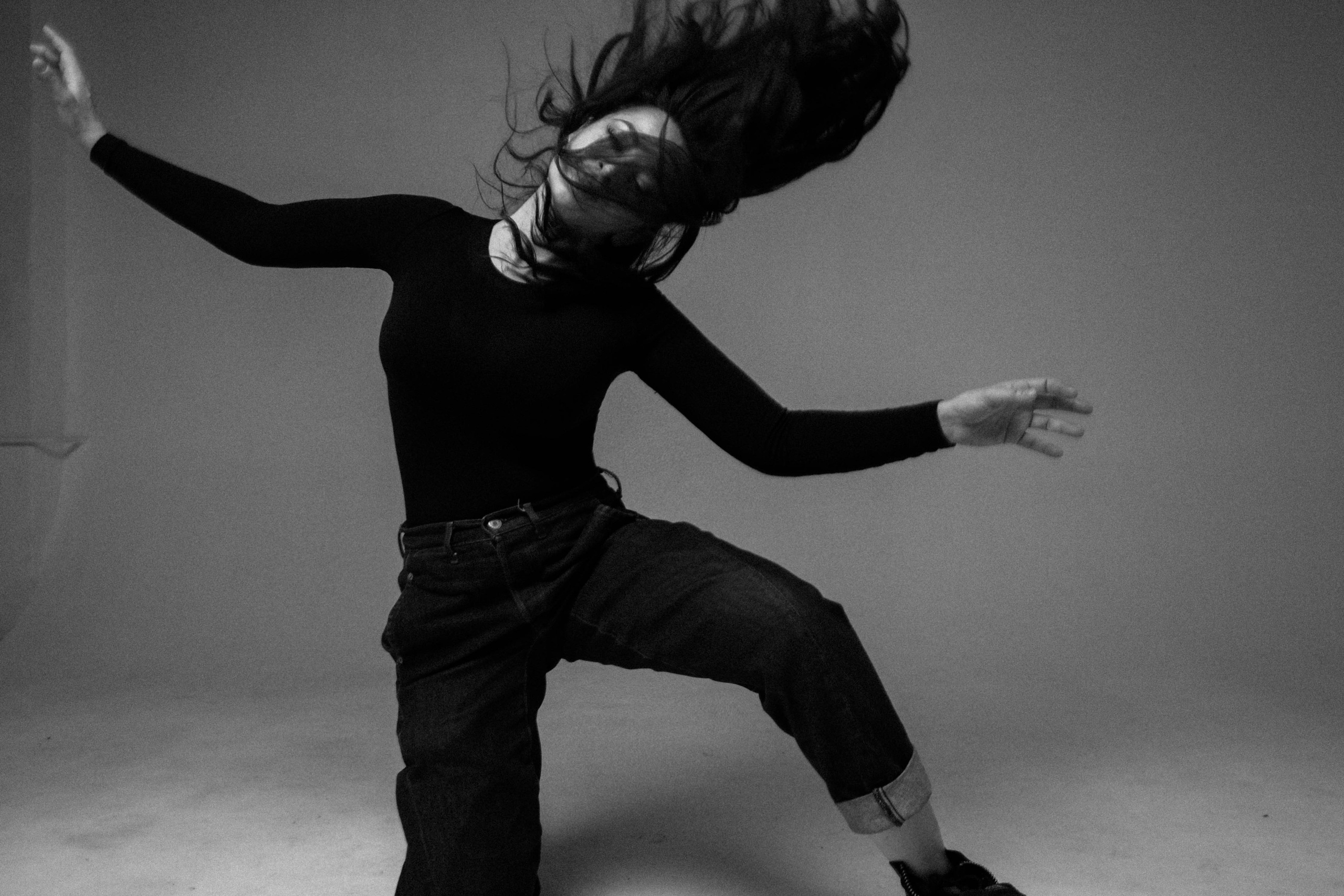 ТЕОНА ДОЛЬНИКОВА. Оксана Кузь|фотограф и продюсер