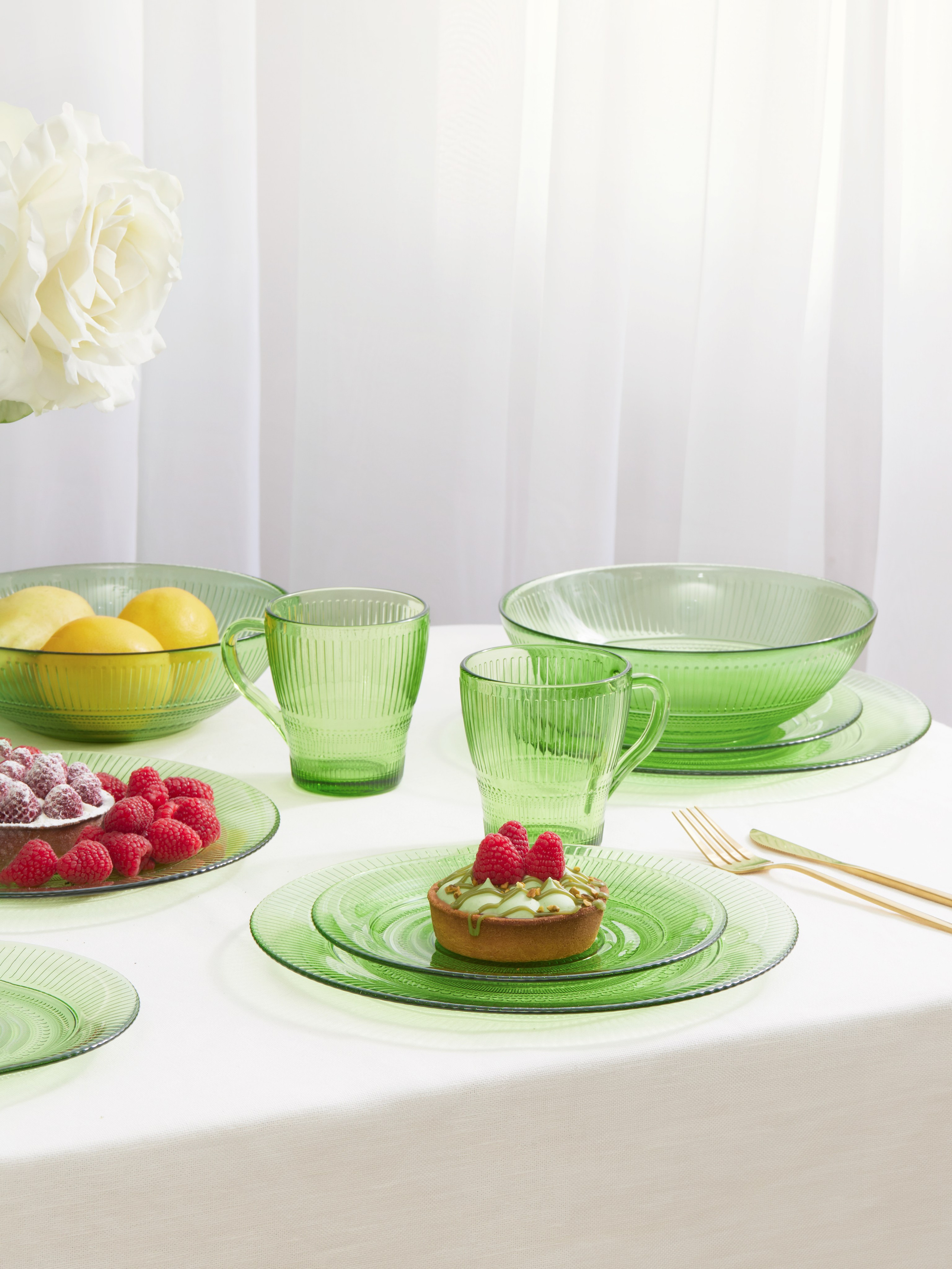 Luminarc наборы посуды. Предметный фотограф  Анастасия Лобанова