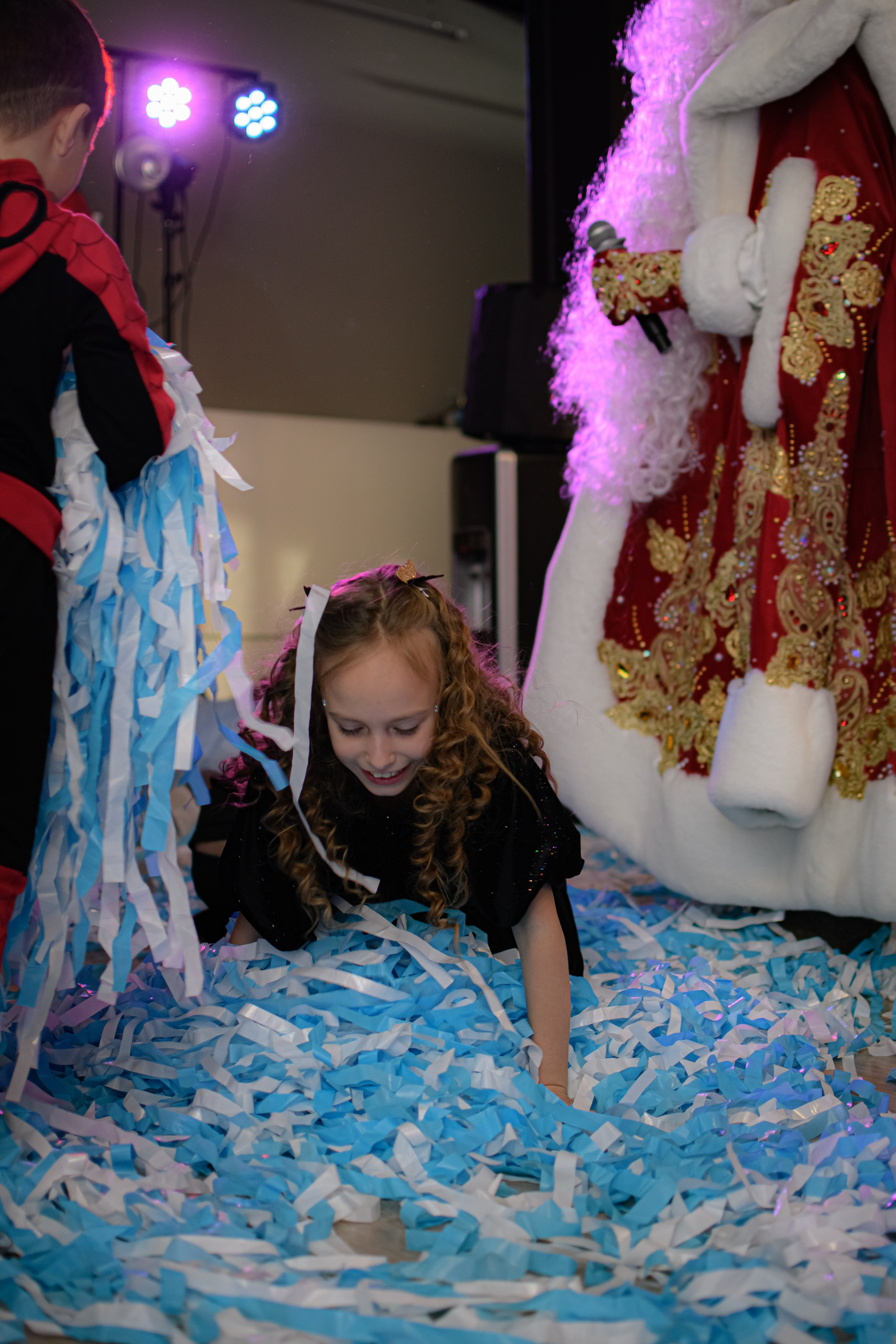 HAPPY NEW YEAR. Photokarish