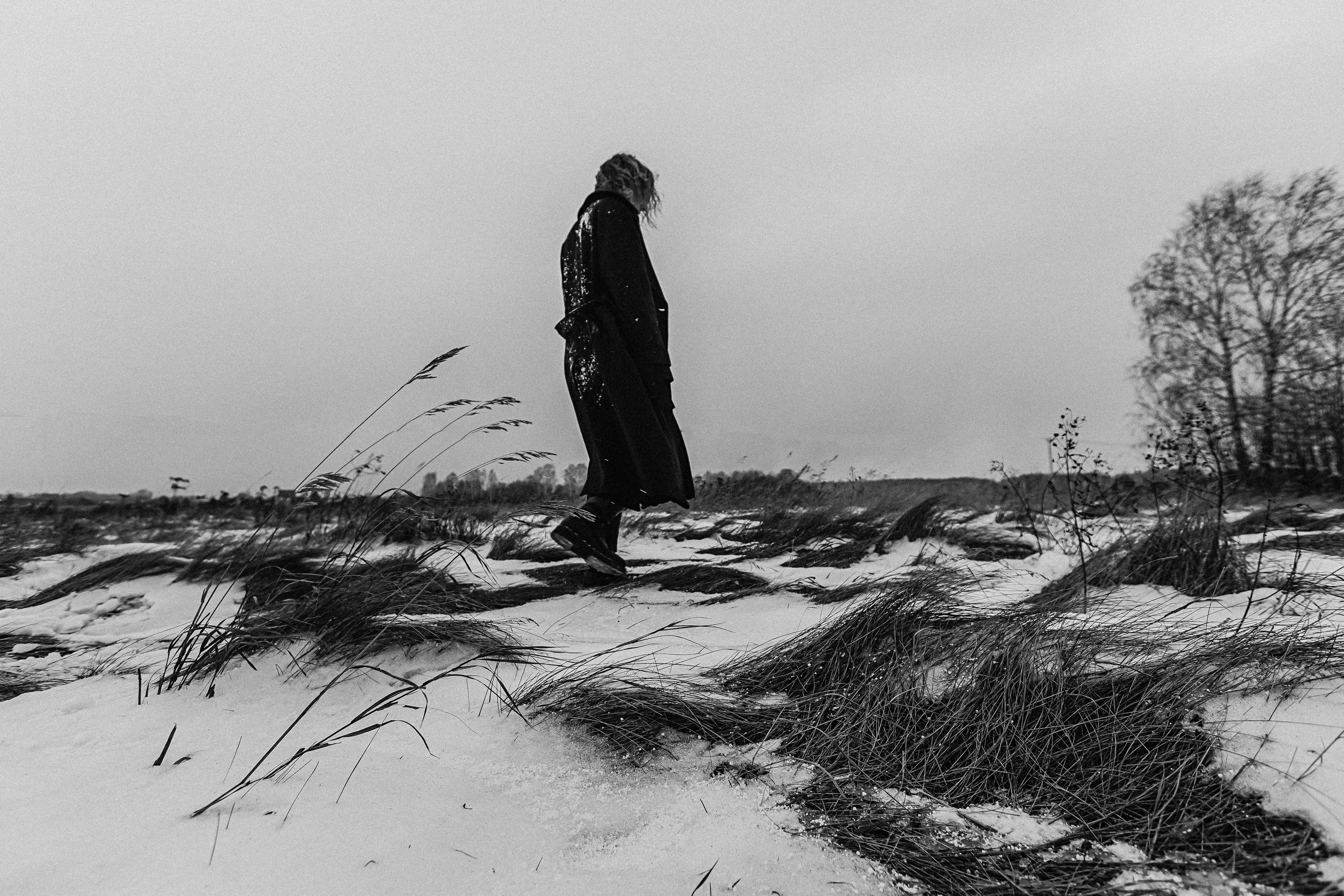 Меланхолия (поле). Семейный фотограф Тюмень, фотограф на роды Салмина Мария