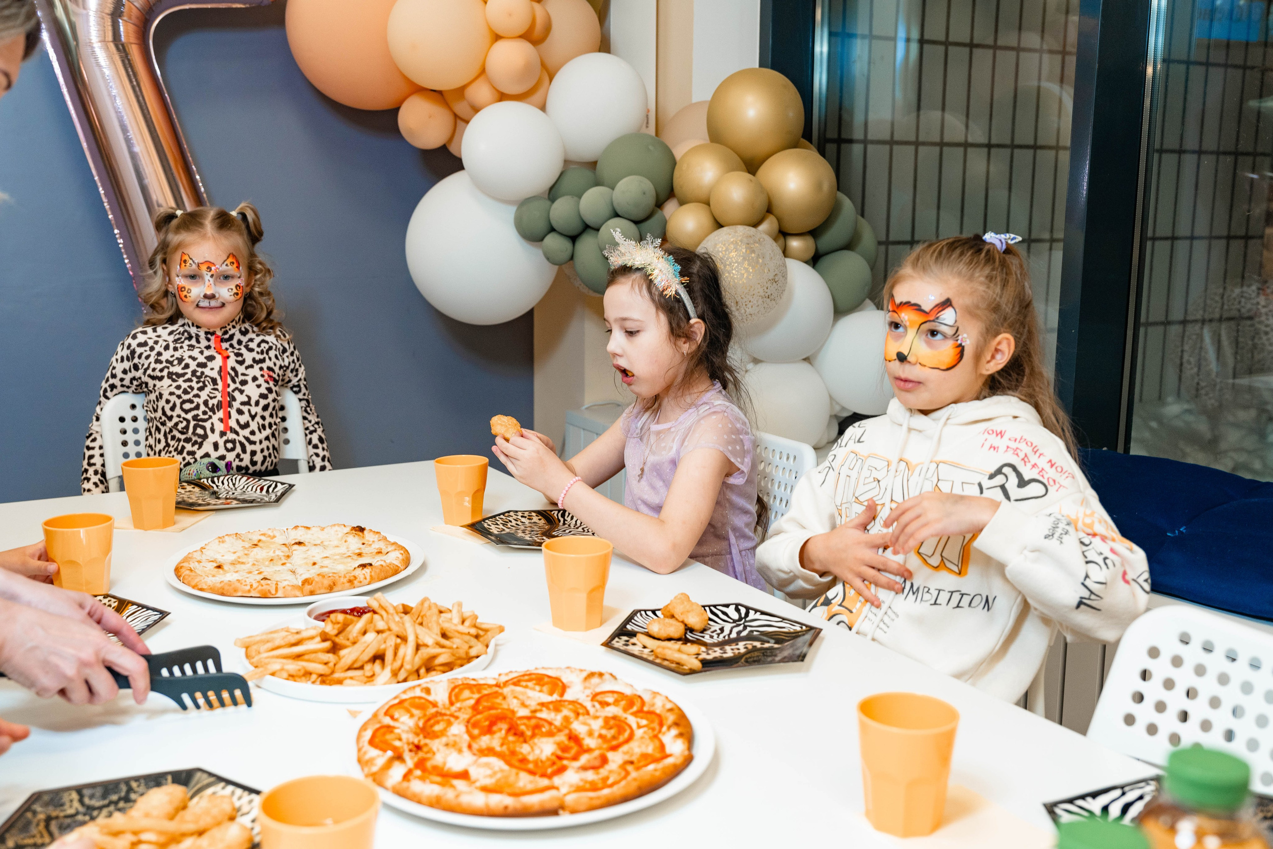 День Рождения Лауры в TiDi-клуб. Фотограф Никита Комаров
