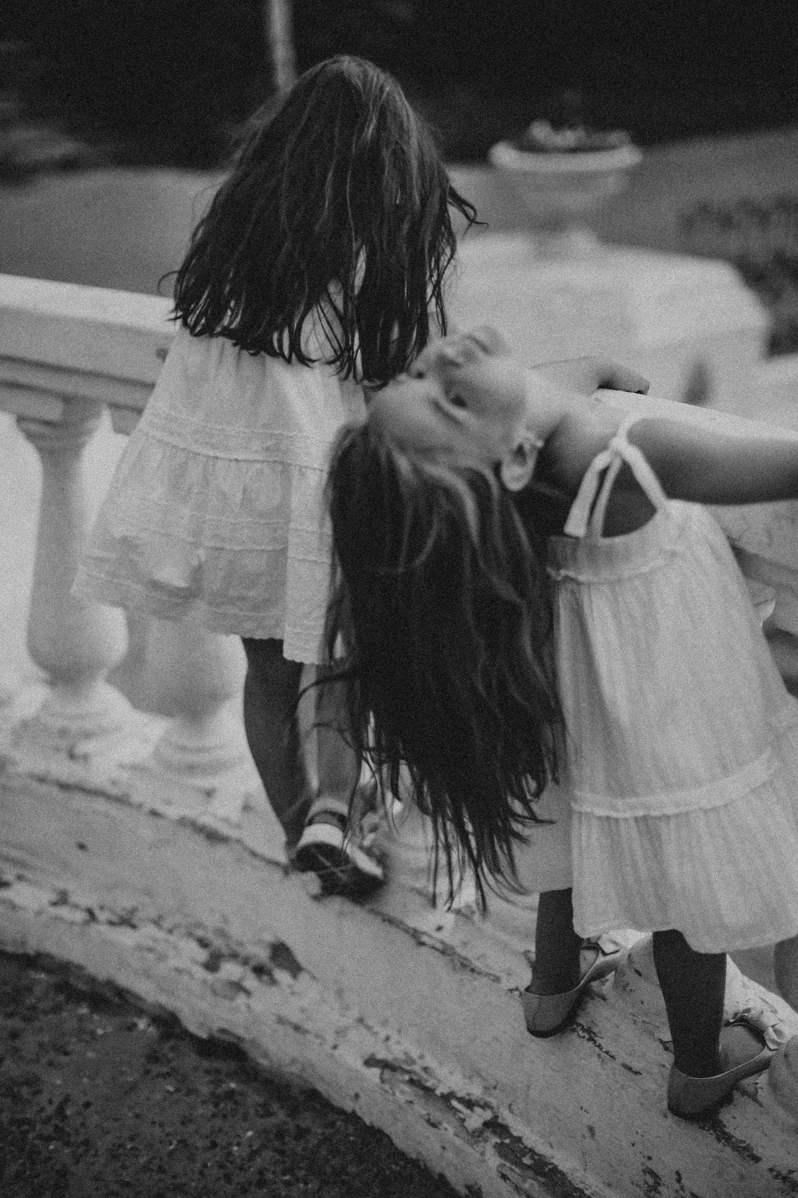 Летняя фотосессия в Ростовском парке. Аделина и Дарина. Omar Shapiev