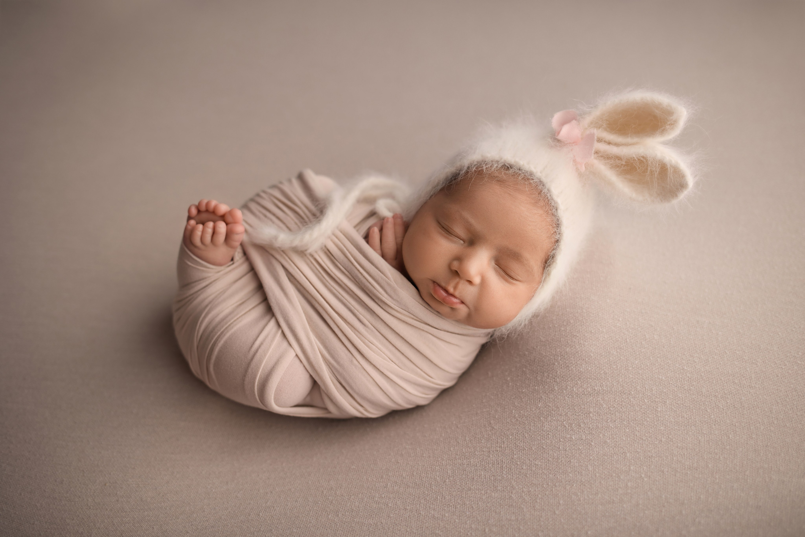 НОВОРОЖДЕННЫЕ. ФОТОГРАФ НОВОРОЖДЕННЫХ ЧЕРЕПОВЕЦ САНКТ-ПЕТЕРБУРГ