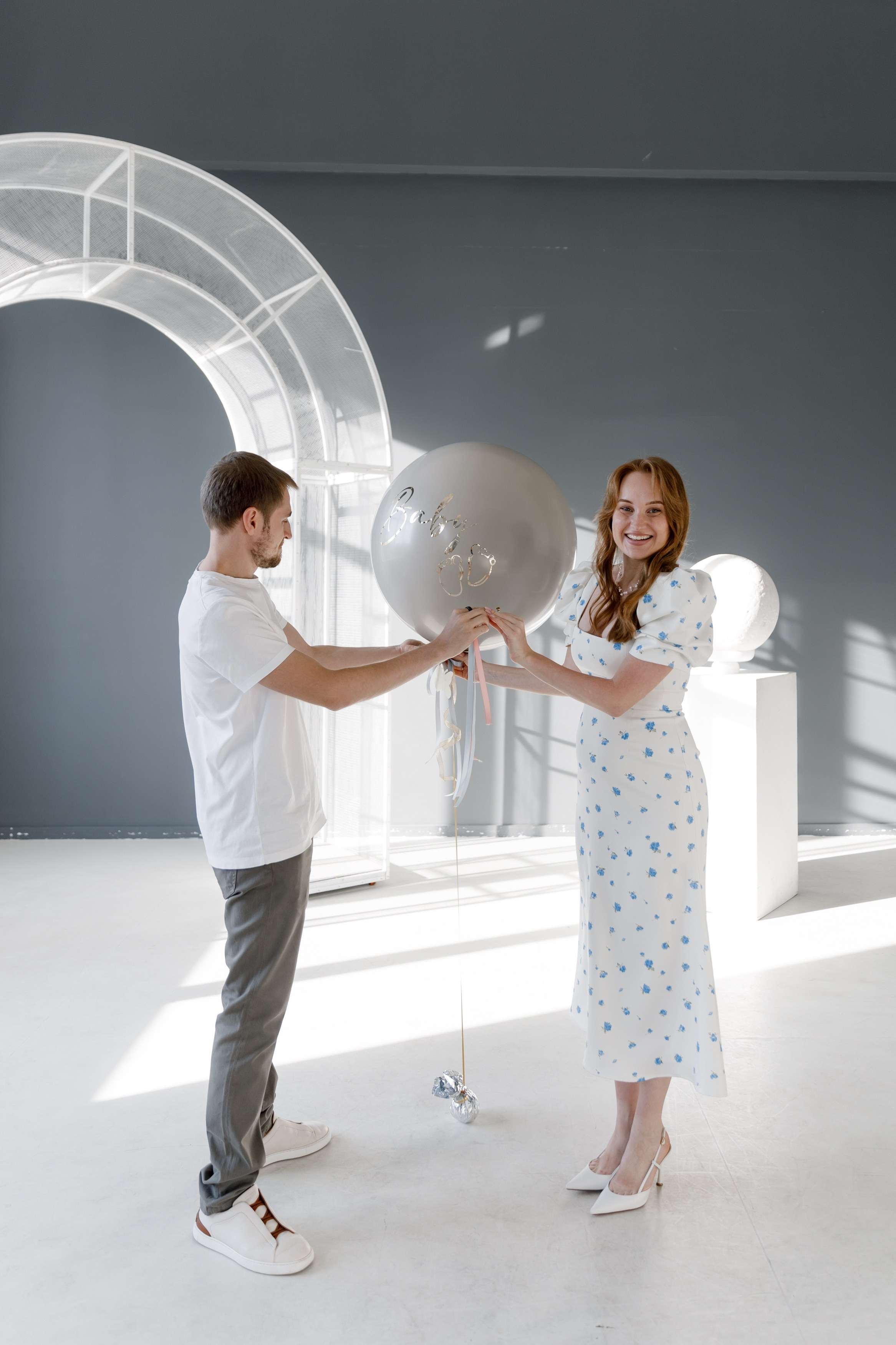 Julia’s pregnancy. Destination wedding photographer Mary Korenchuk