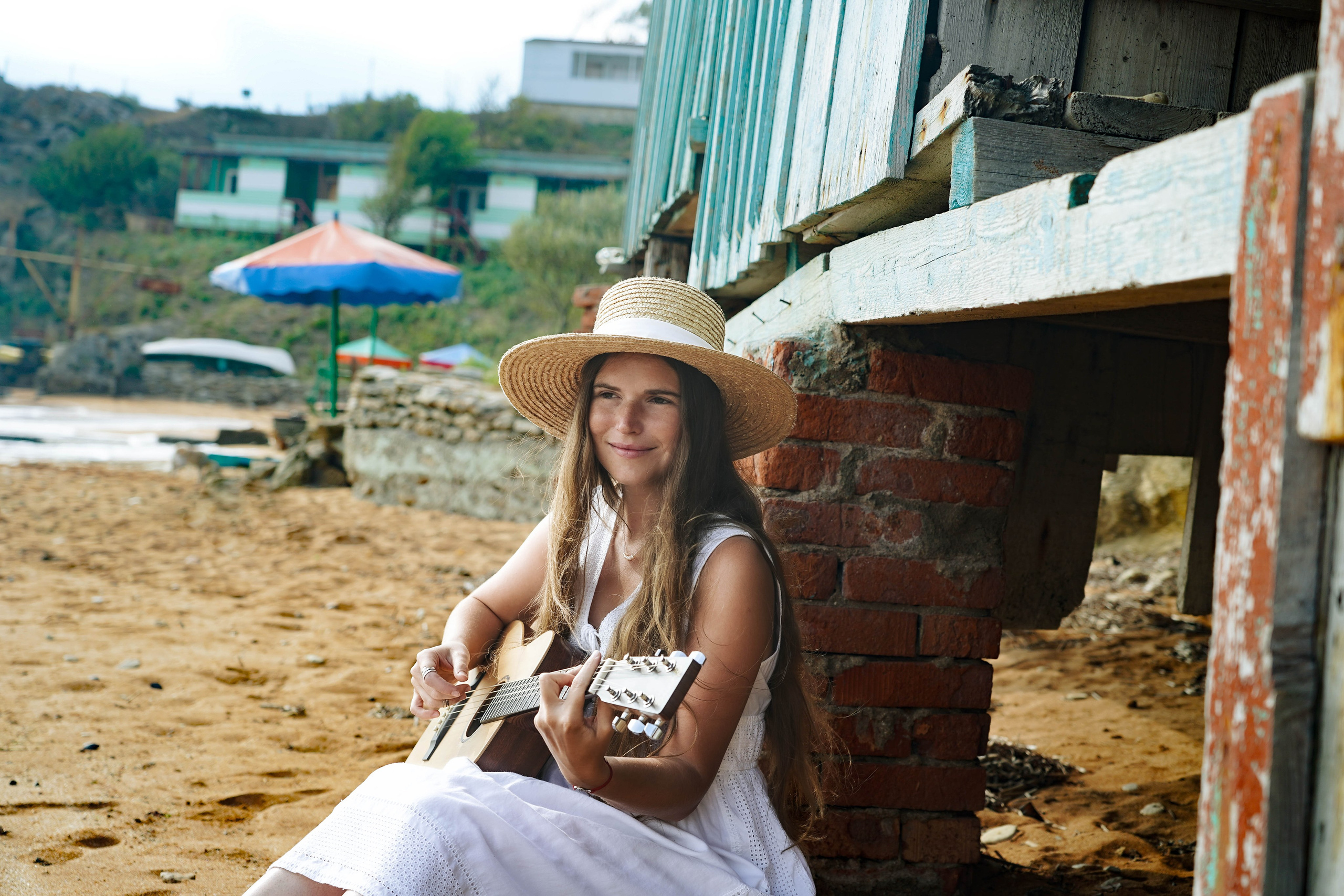 Домик на берегу моря. AI художник и фотограф Ольга Косина