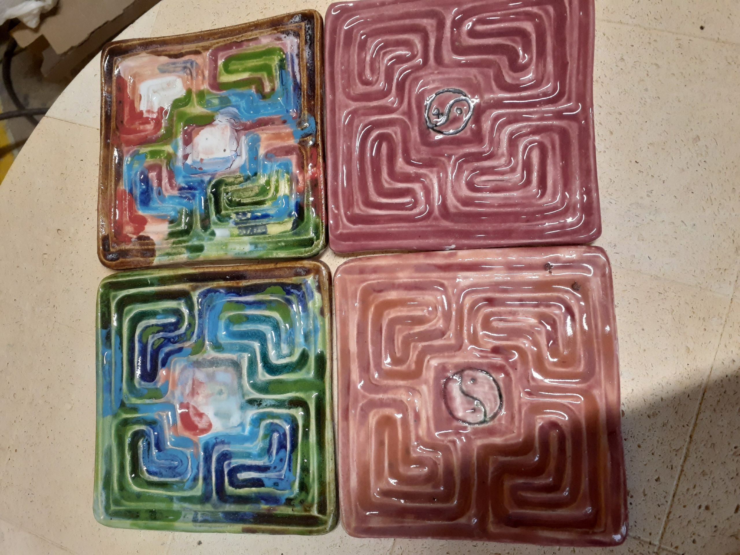 Наборы лабиринтов. Керамика с историей. Елена Рогалёва