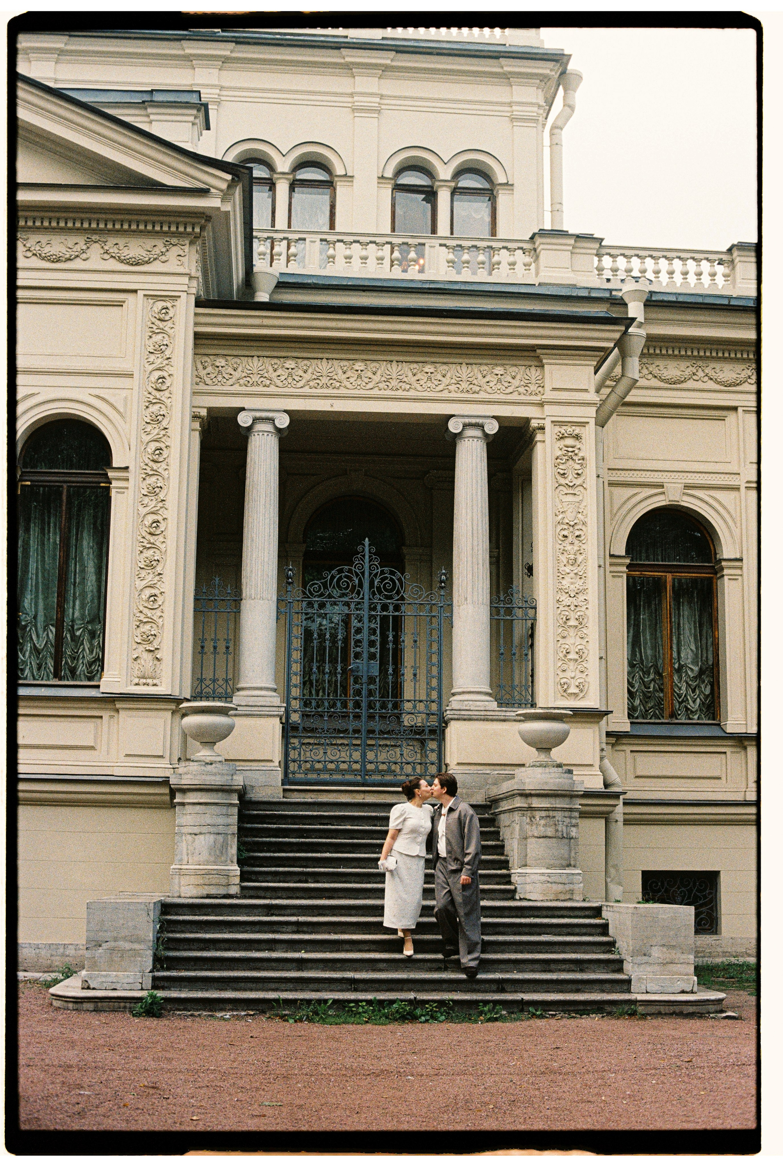 InLove_with_sunset_in_SpB. Сентиментальная свадебная фотография