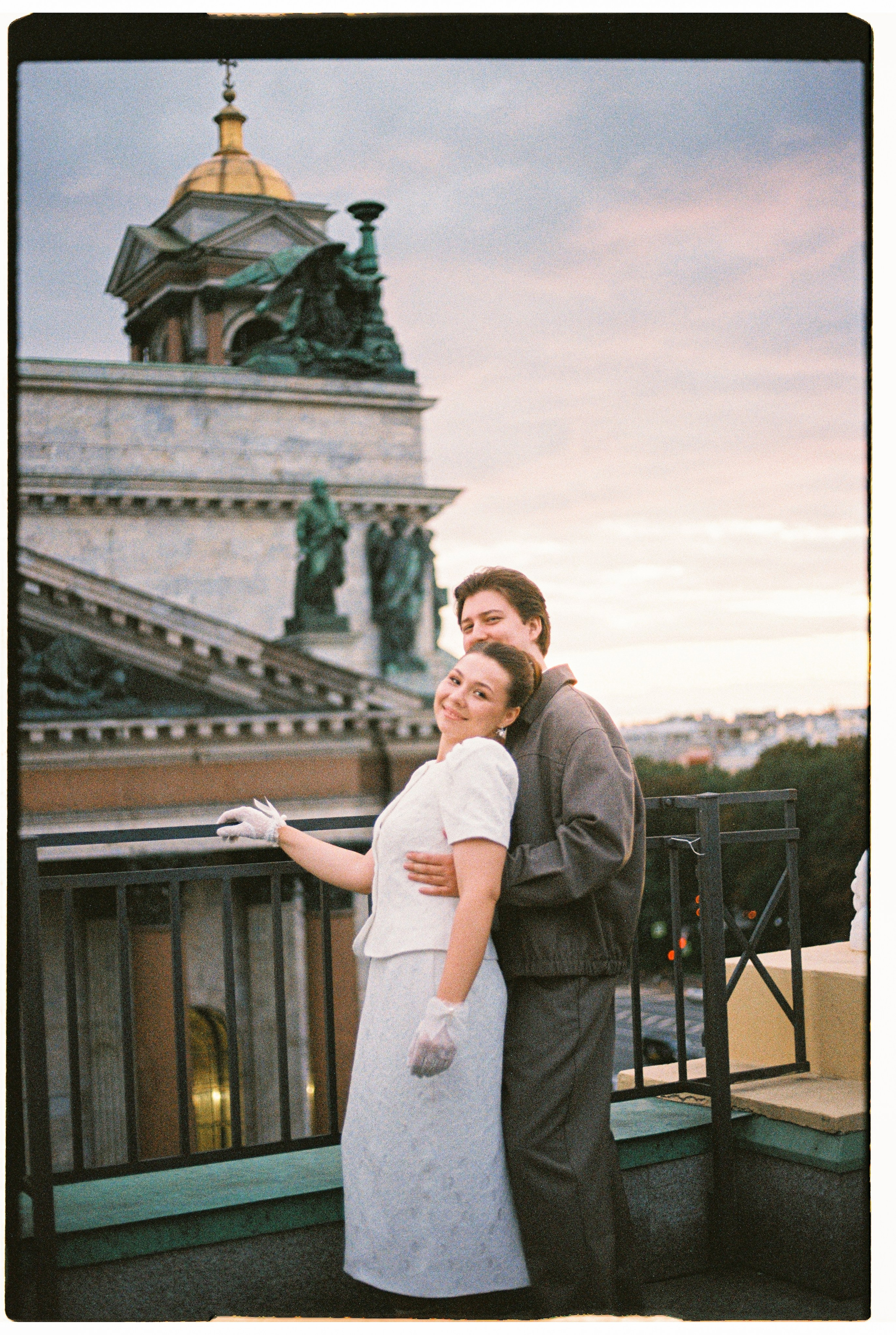 InLove_with_sunset_in_SpB. Сентиментальная свадебная фотография