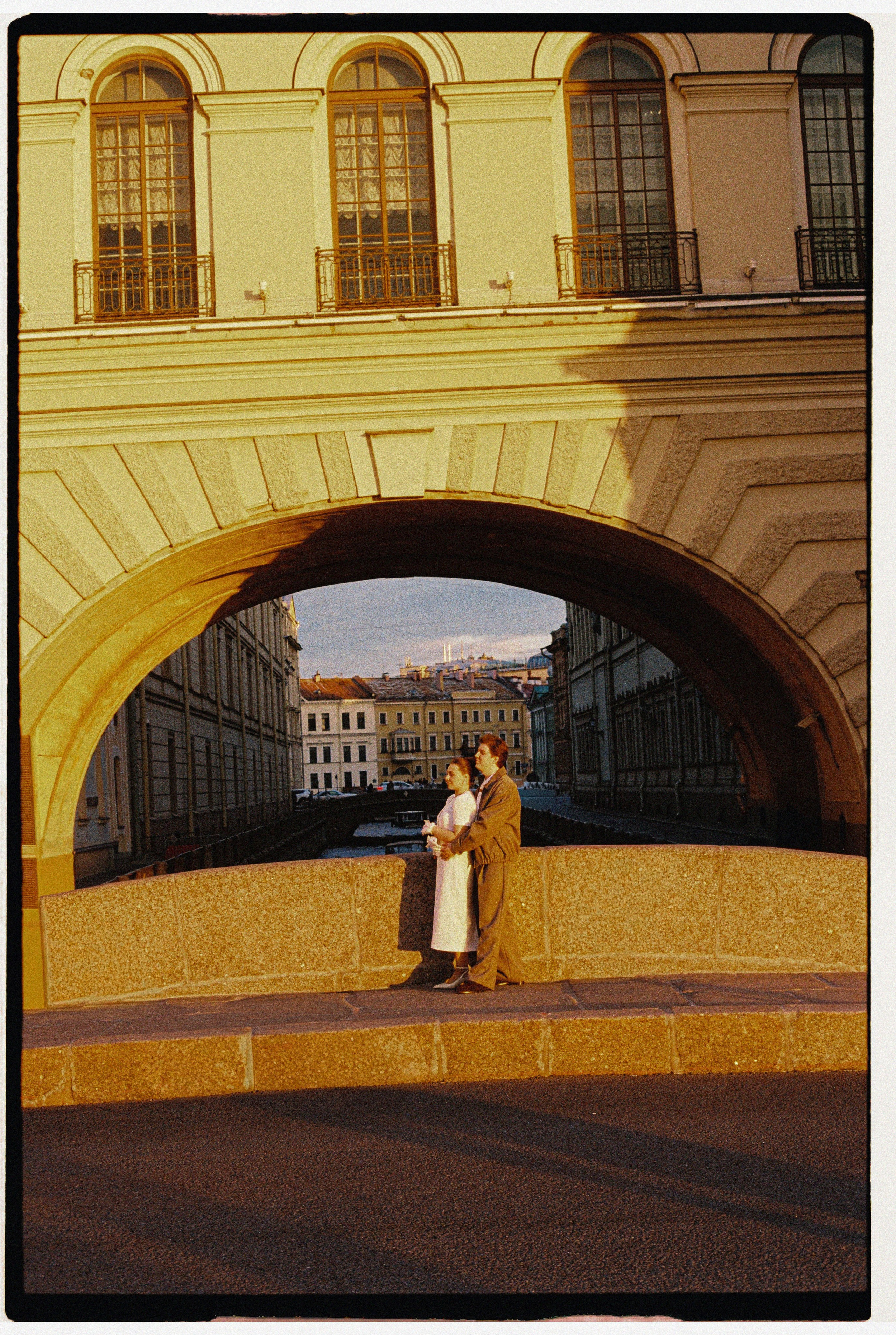InLove_with_sunset_in_SpB. Сентиментальная свадебная фотография