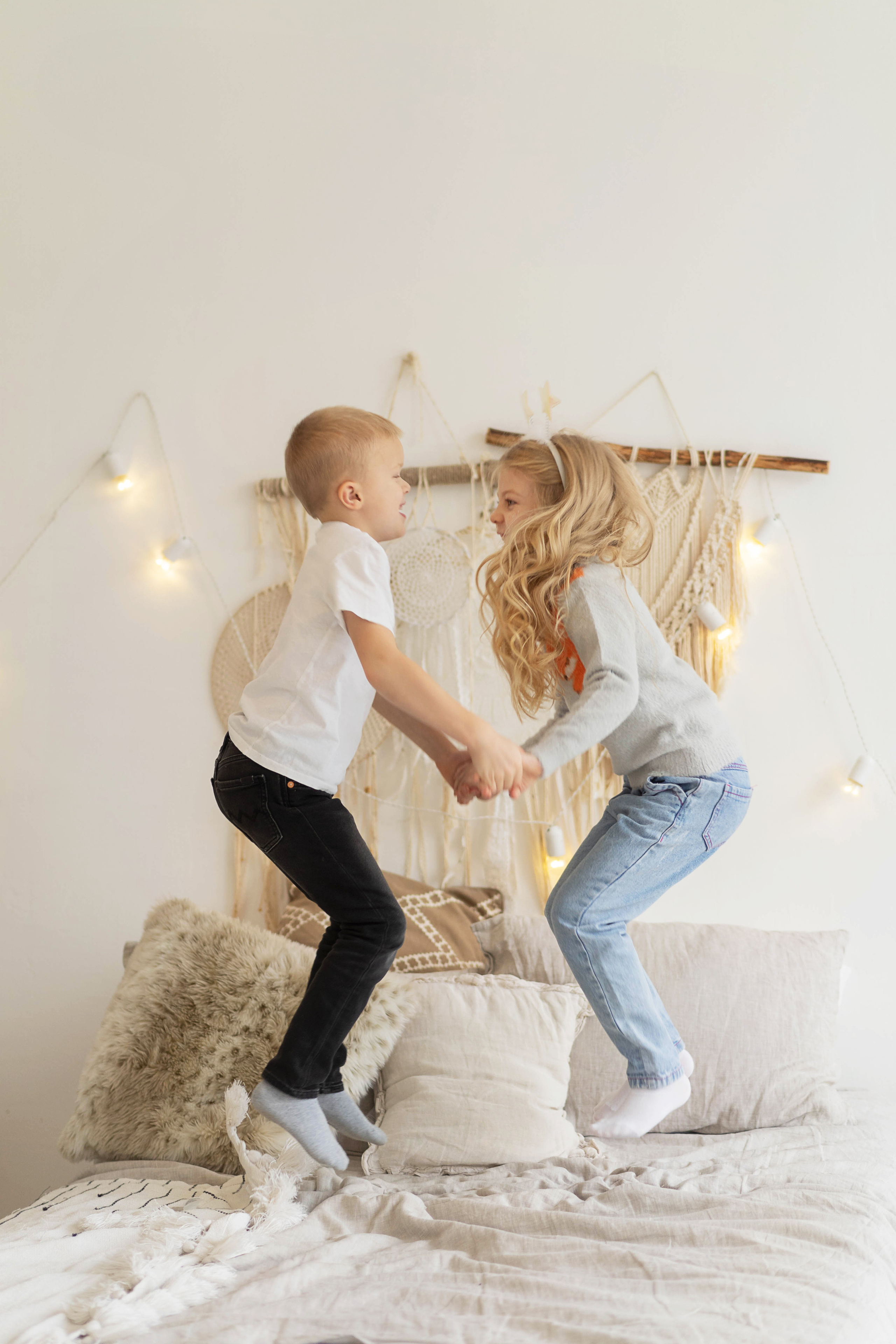 Света и Лера. Обо мне