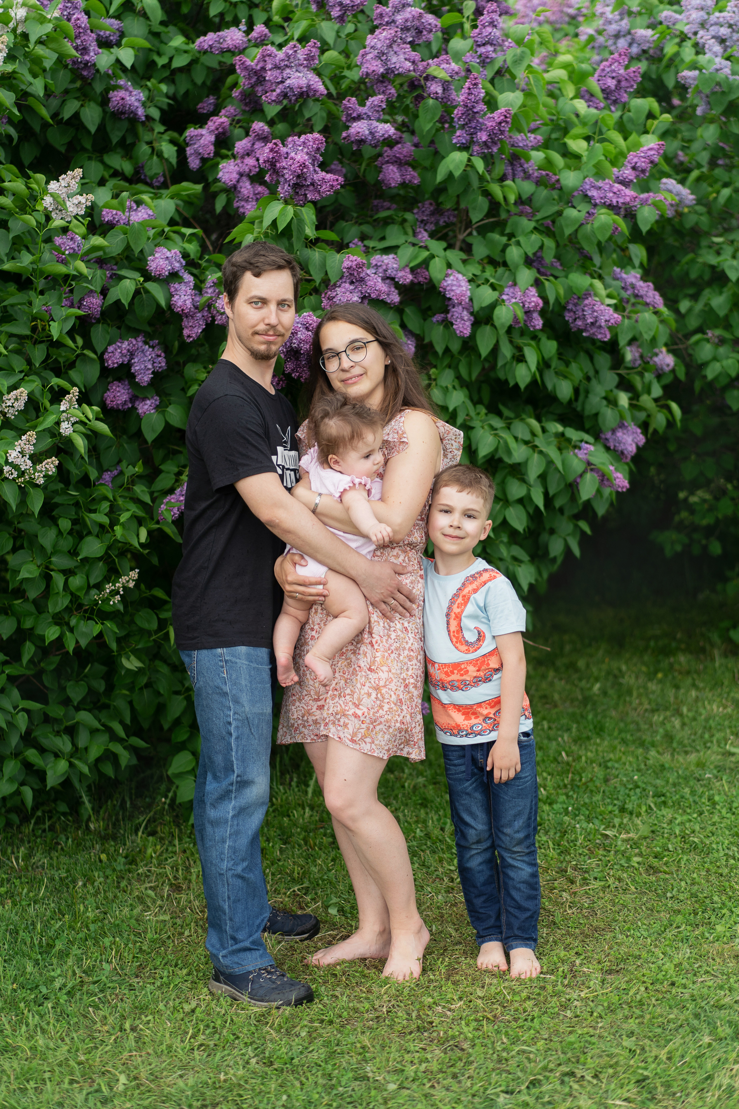 Артём, Катя, Илюша и Ниночка. Обо мне