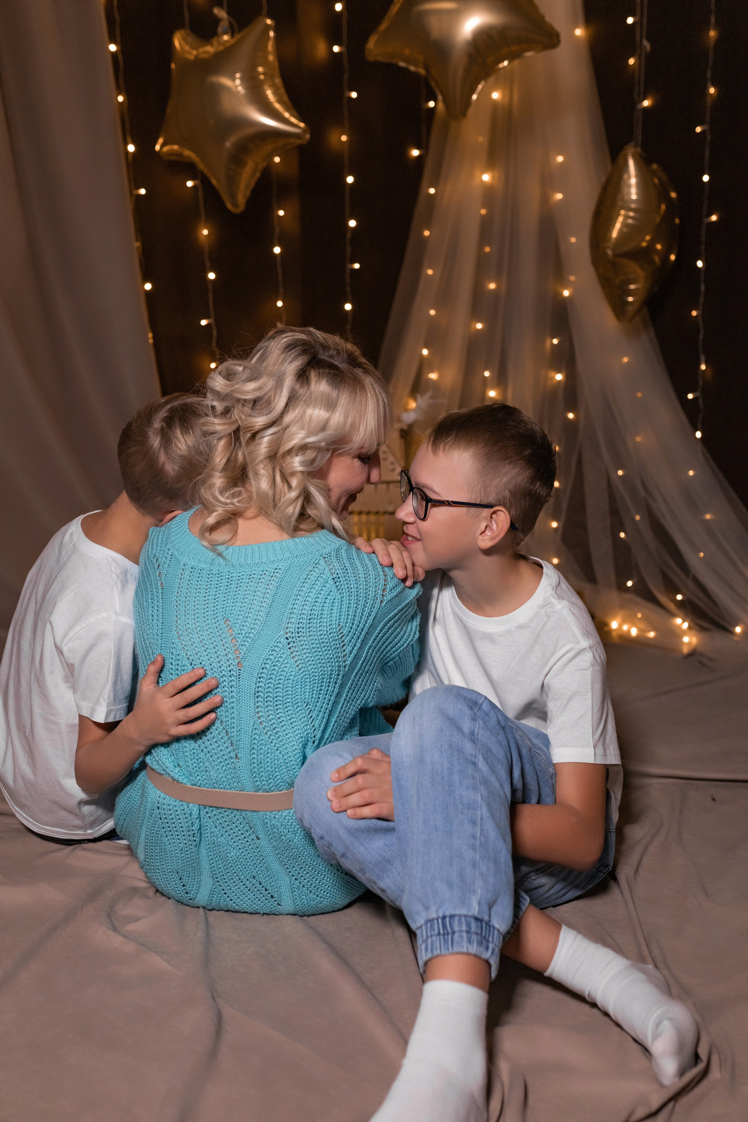 Семейная. Моя студия. Ольга Роман и Влад. Декабрь 2022 г. Фотограф Пермь. Свадьбы. Семья и дети, школа, д. сад. Фотокниги