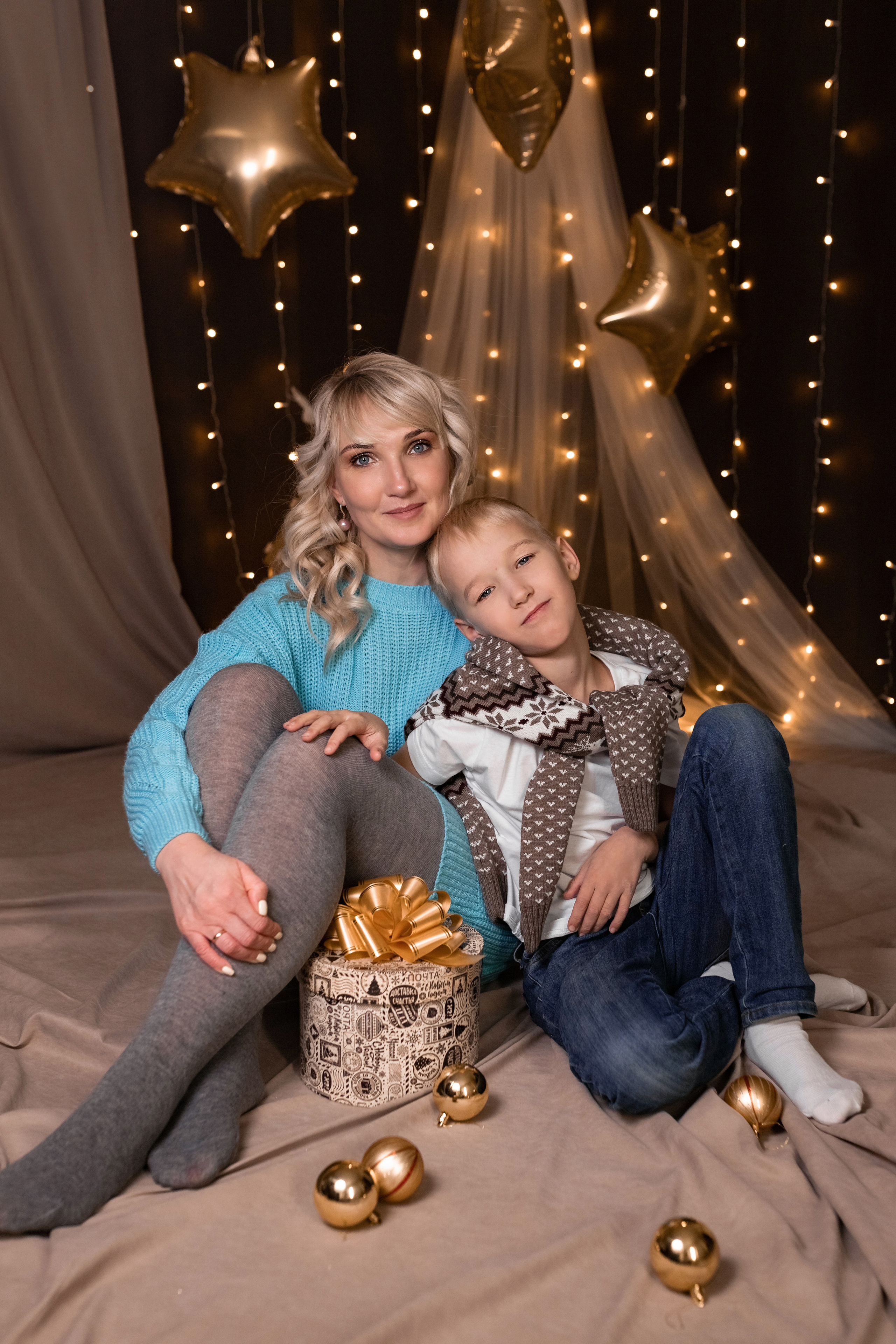 Семейная. Моя студия. Ольга Роман и Влад. Декабрь 2022 г. Фотограф Пермь. Свадьбы. Семья и дети, школа, д. сад. Фотокниги