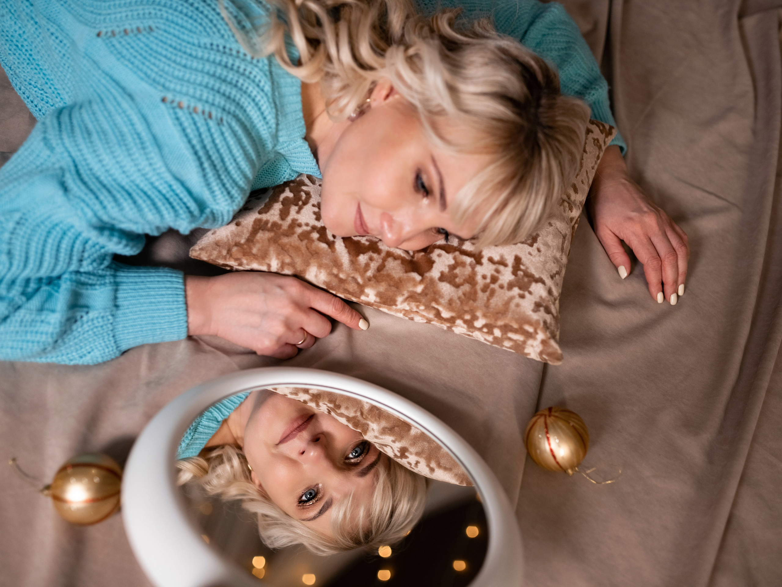 Семейная. Моя студия. Ольга Роман и Влад. Декабрь 2022 г. Фотограф Пермь. Свадьбы. Семья и дети, школа, д. сад. Фотокниги