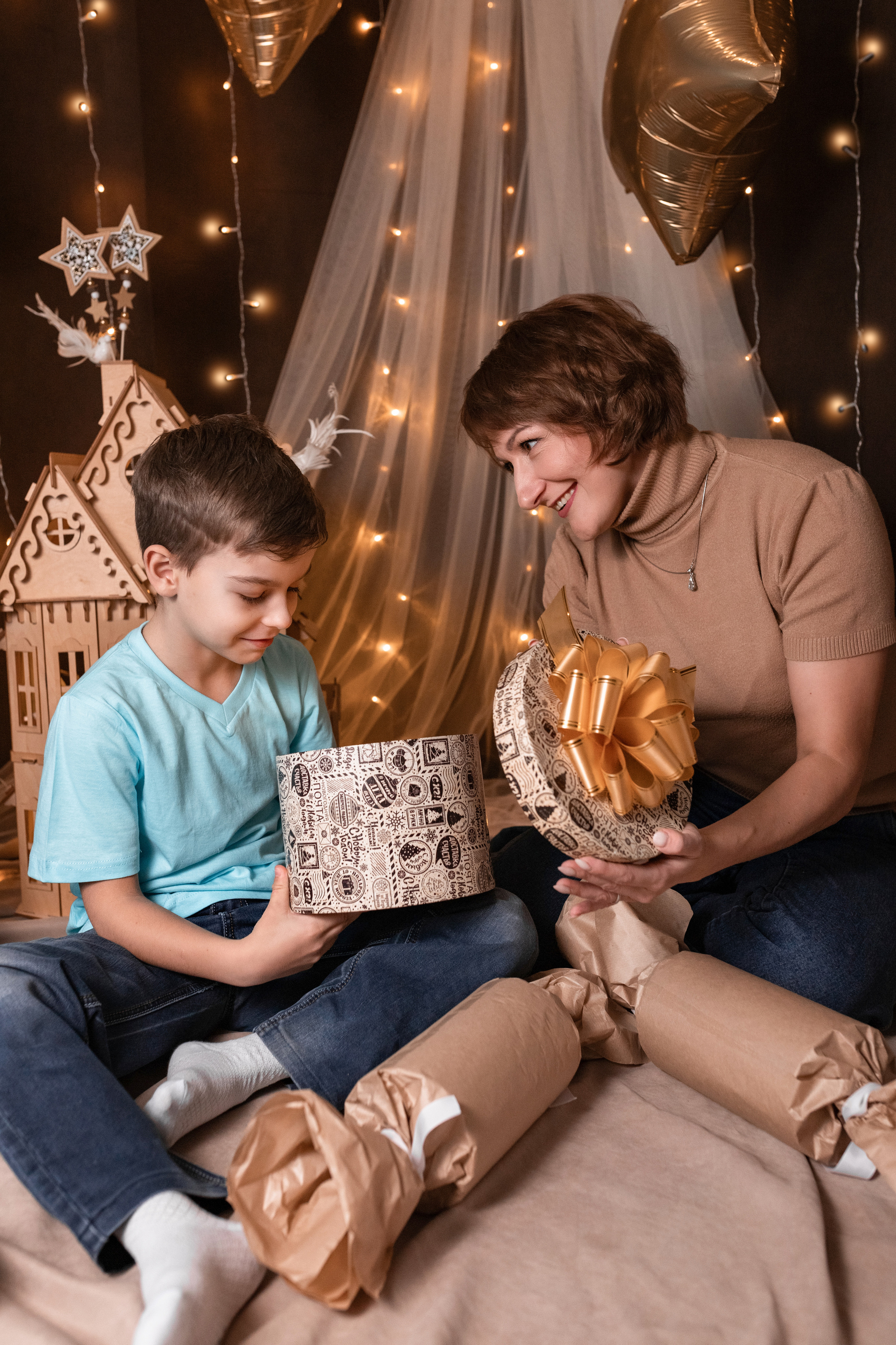 Семейная. Моя студия. Ирина с сыновьями. Ноябрь 2022. Фотограф Пермь. Свадьбы. Семья и дети, школа, д. сад. Фотокниги