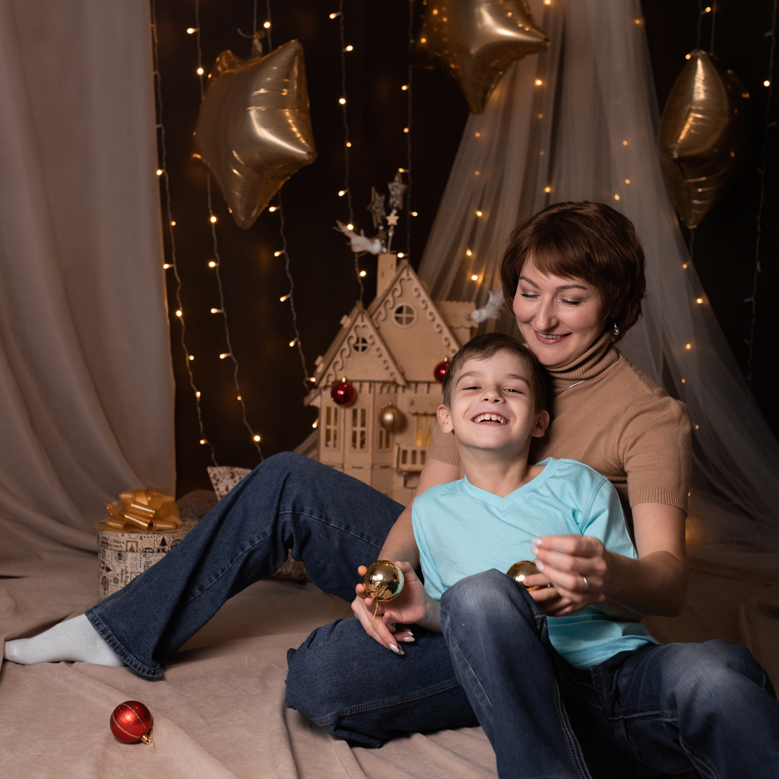 Семейная. Моя студия. Ирина с сыновьями. Ноябрь 2022. Фотограф Пермь. Свадьбы. Семья и дети, школа, д. сад. Фотокниги