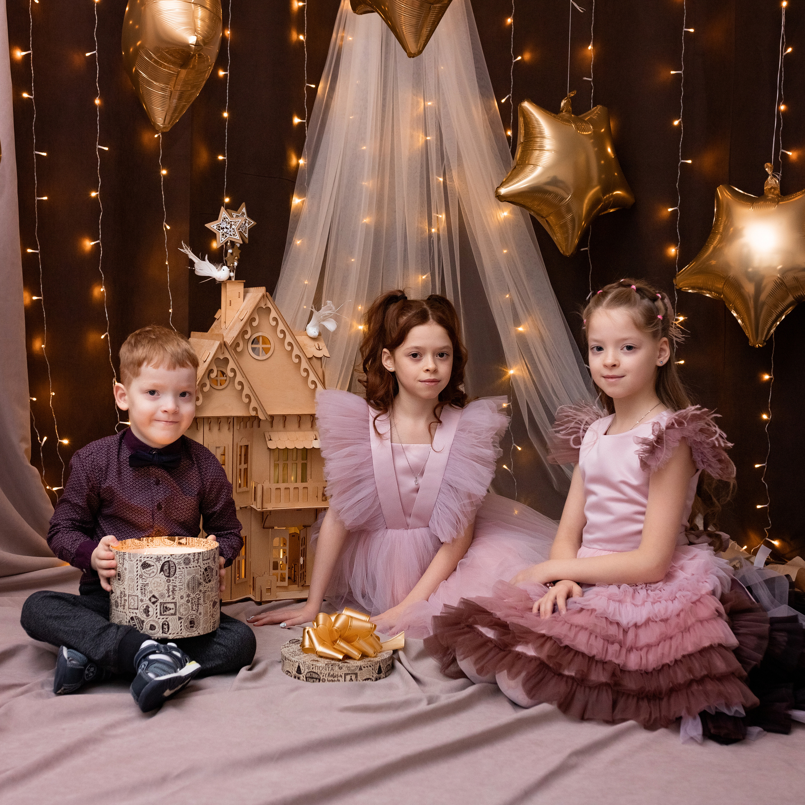 сестры и младший брат