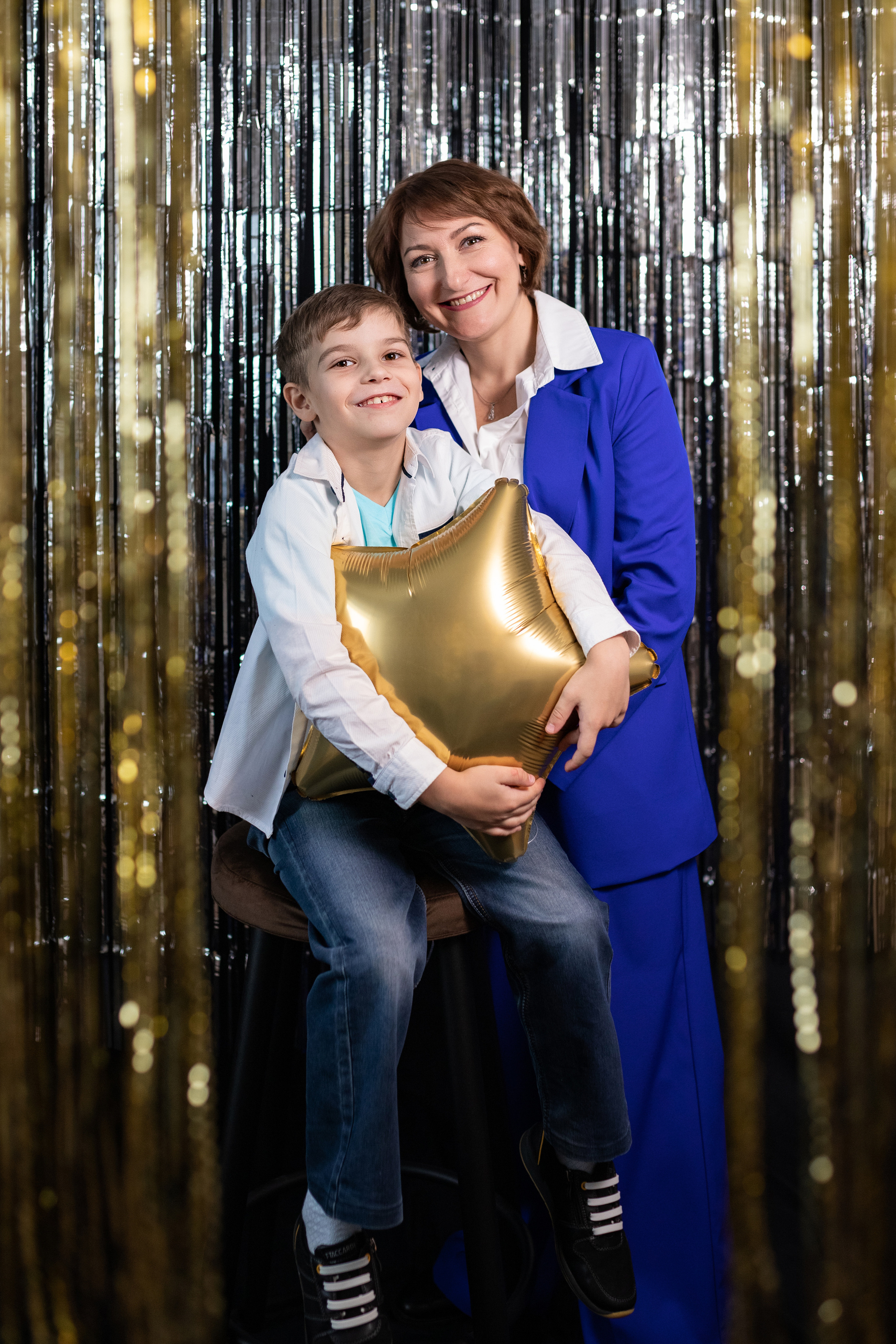 Семейная. Моя студия. Ирина с сыновьями. Ноябрь 2022. Фотограф Пермь. Свадьбы. Семья и дети, школа, д. сад. Фотокниги