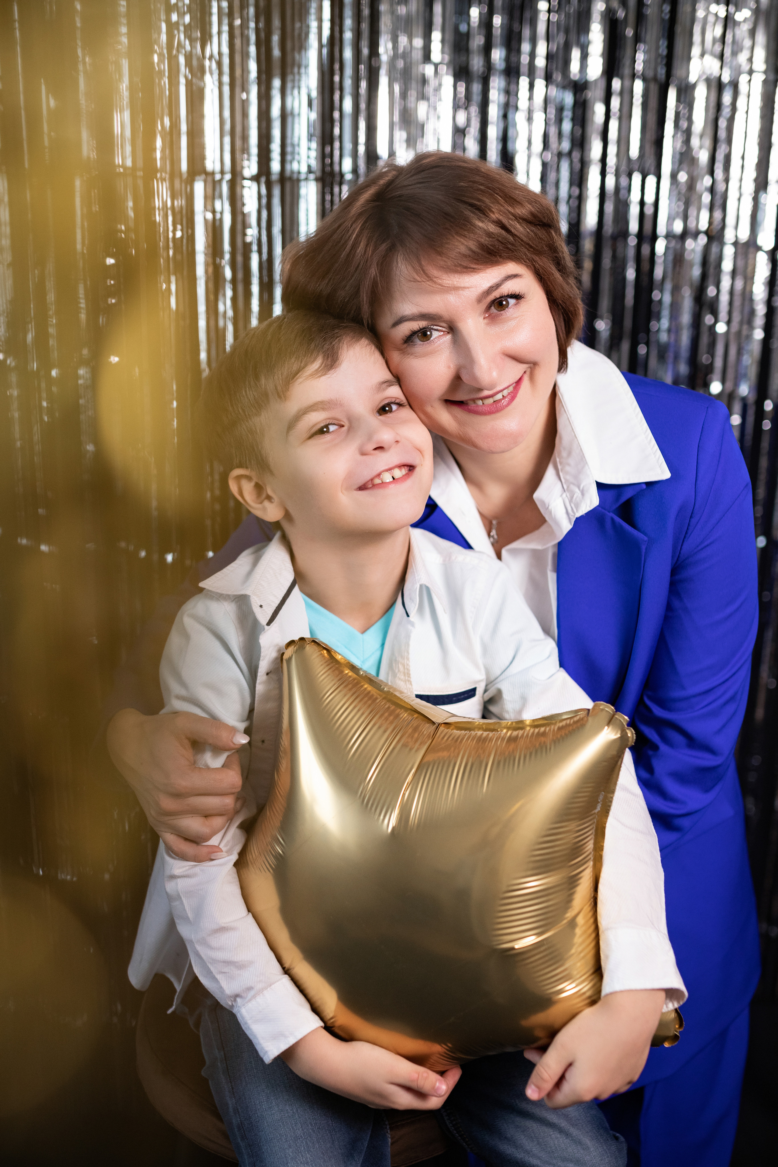 Семейная. Моя студия. Ирина с сыновьями. Ноябрь 2022. Фотограф Пермь. Свадьбы. Семья и дети, школа, д. сад. Фотокниги