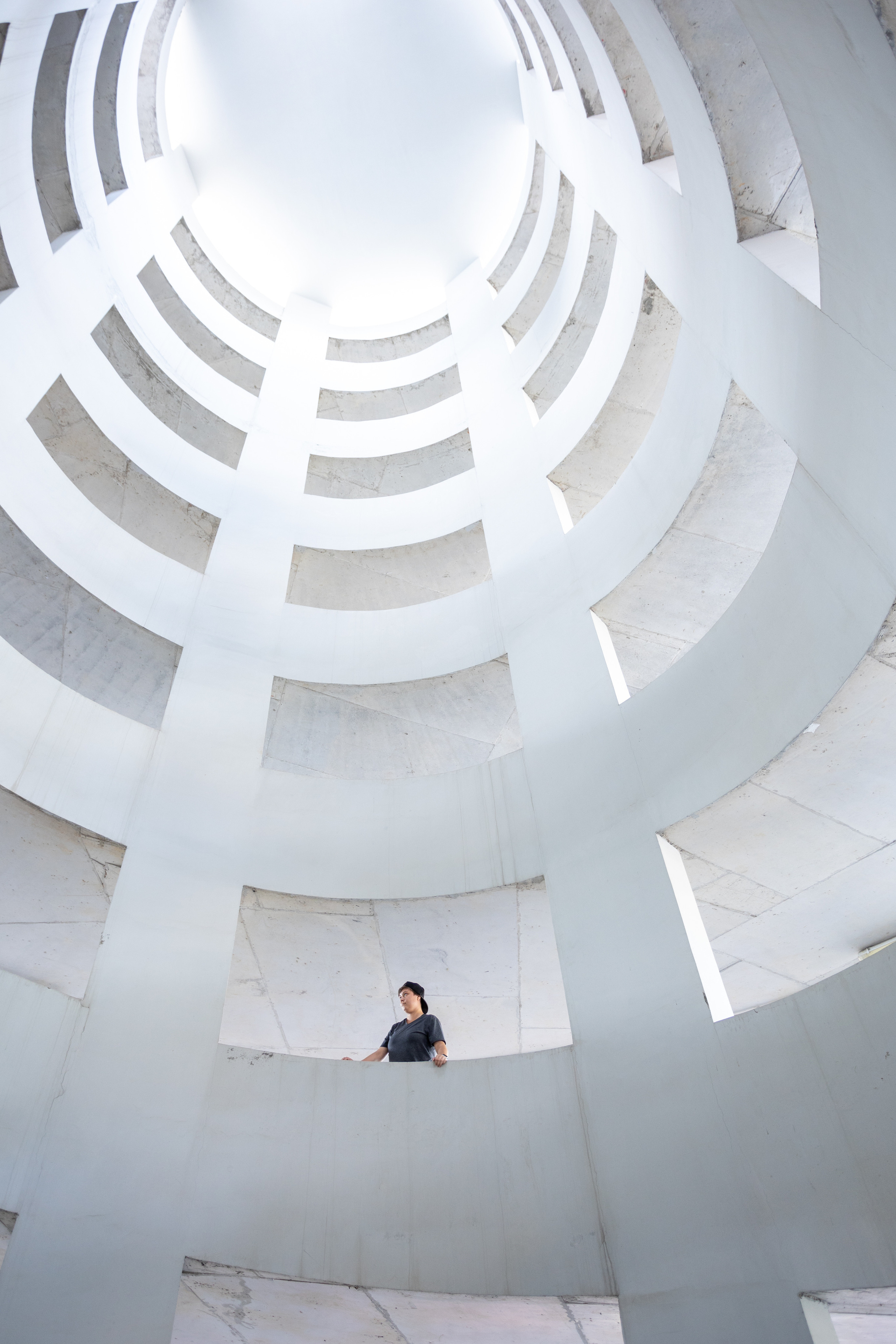 Фотосессия на круглой парковке