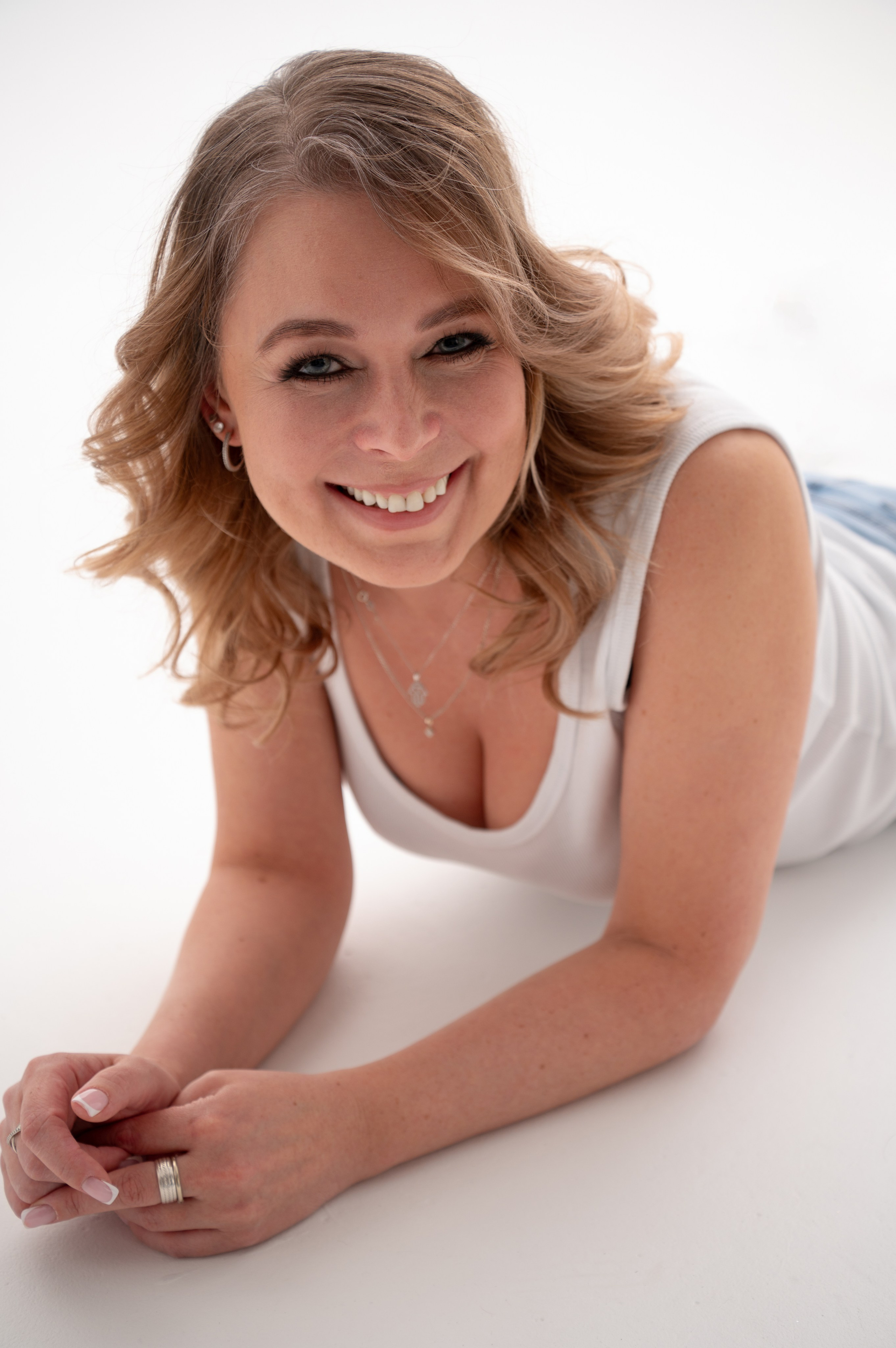 Студийная женская фотосессия в Питере. Женский фотограф Санкт-Петербург Александра Колий