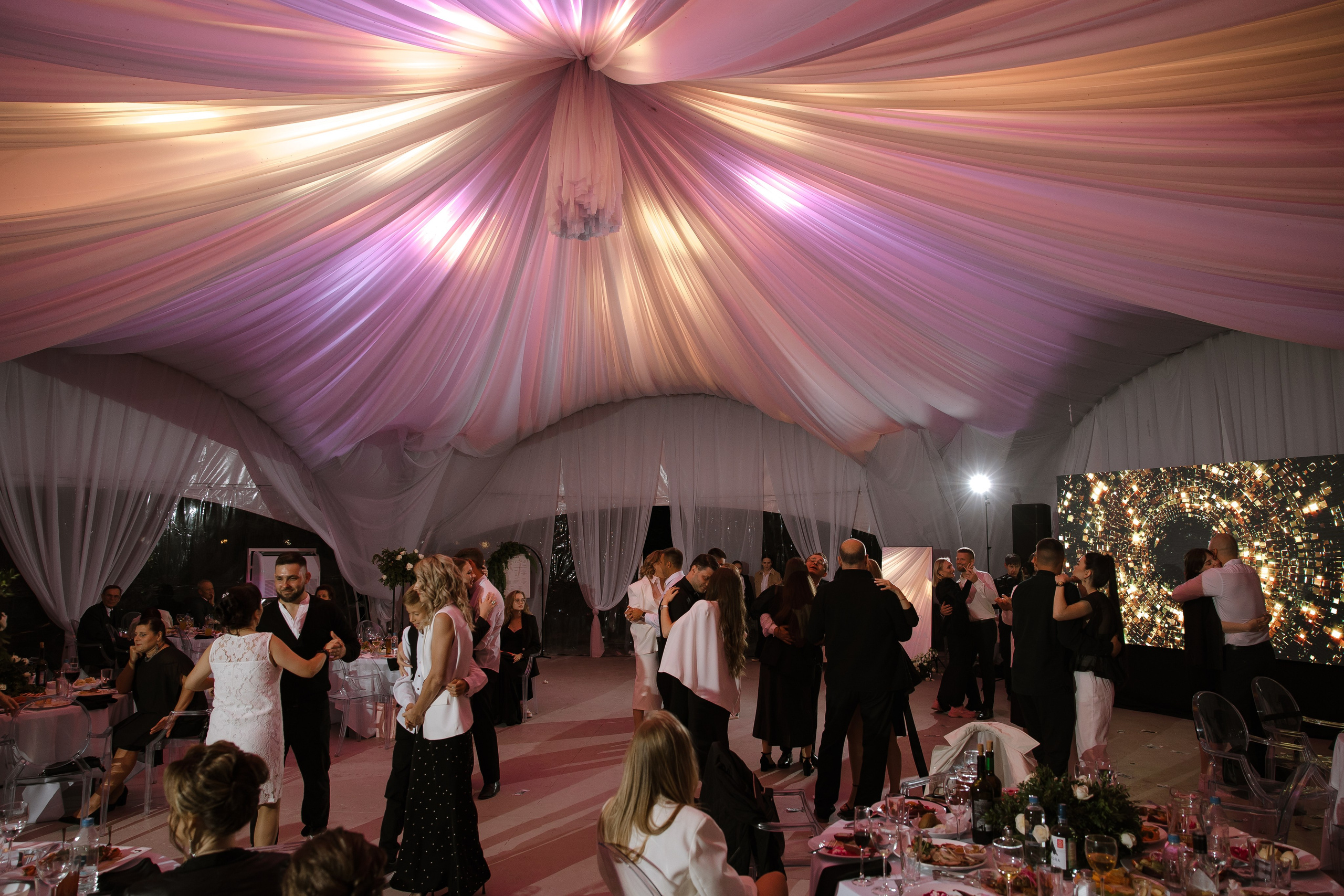 Свадебный фотограф Тольятти. Отель-ресторан Лада Резорт. Свадебный и семейный фотограф в Самаре и Тольятти | Елена Топанцева