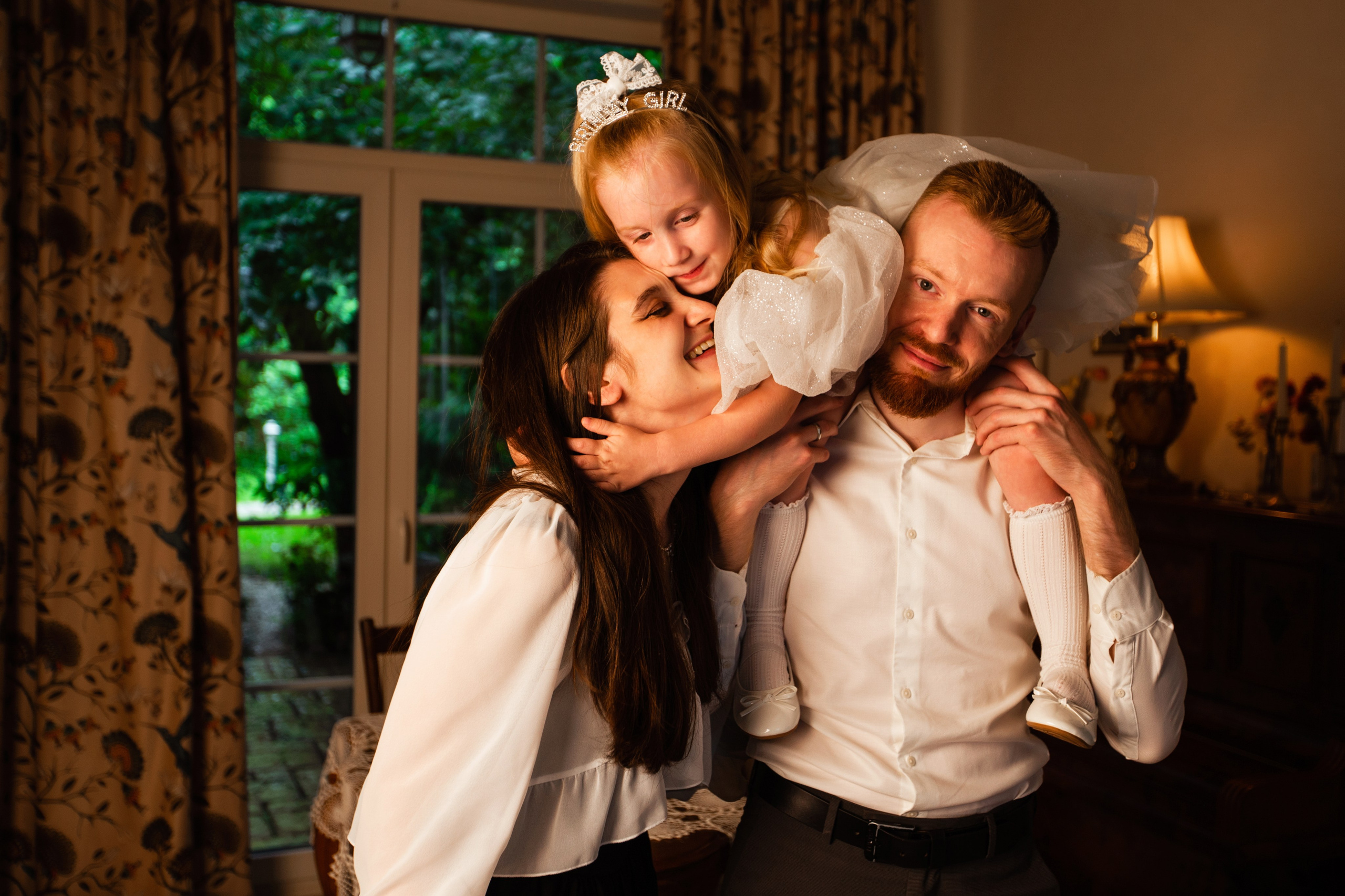 Семейная фотосессия в студии. Семейный фотограф Фрязино Зрячева Кристина