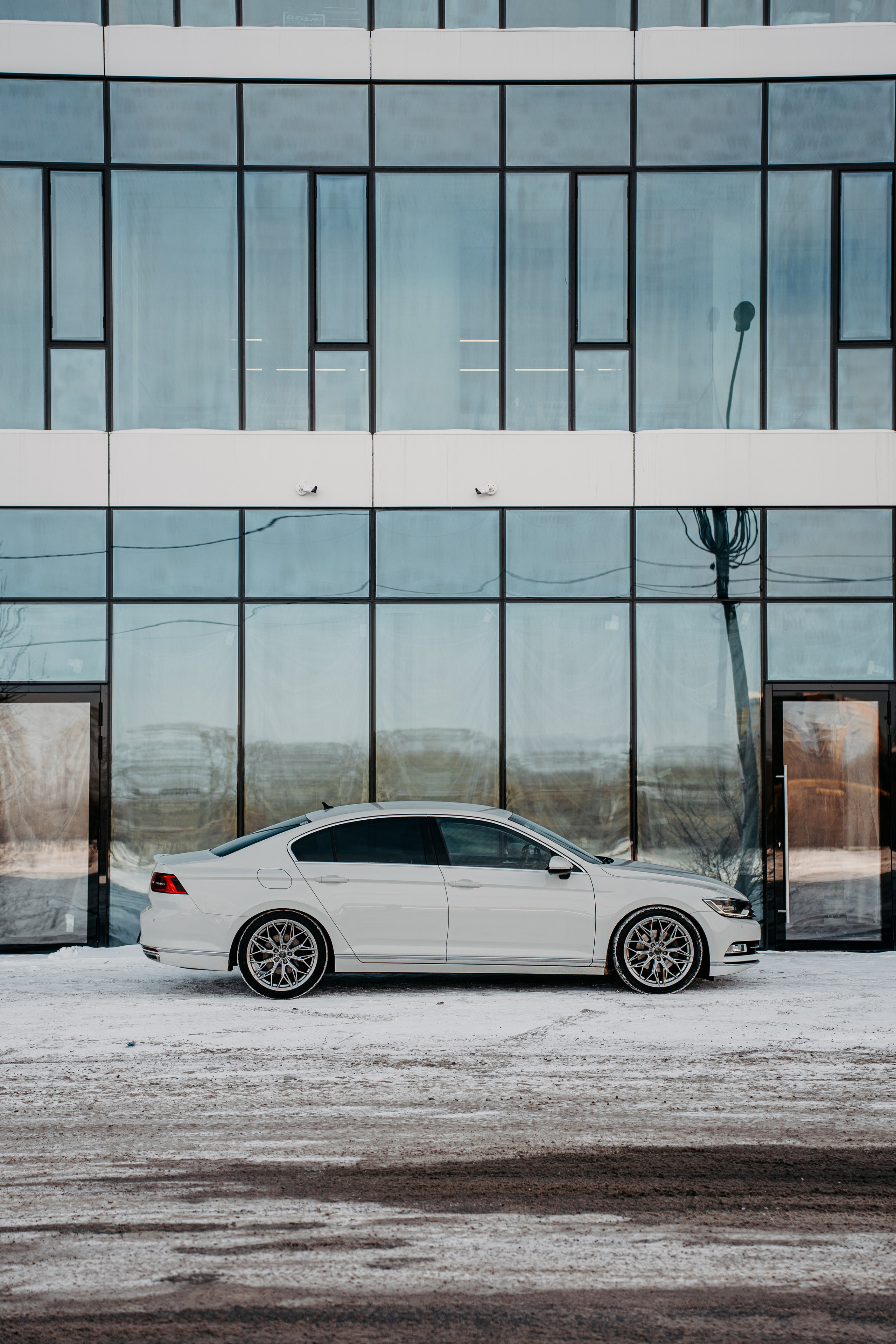 Volkswagen Passat. Фотограф, видеограф и пилот дрона на Байкале