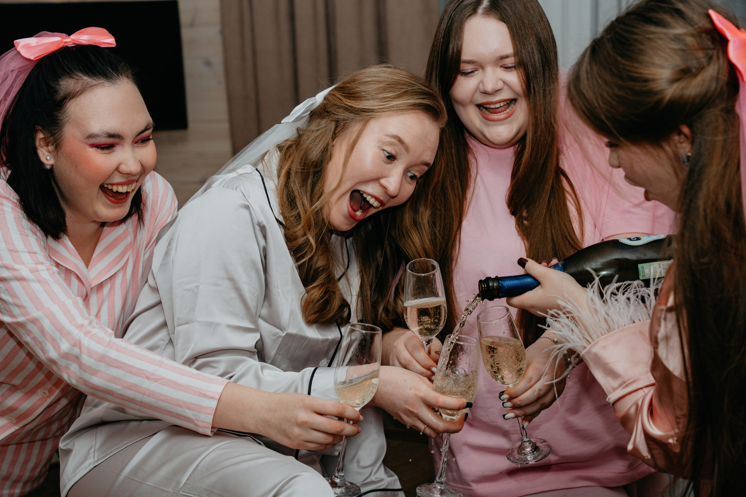 Девичник. Девчонки зажигалочки