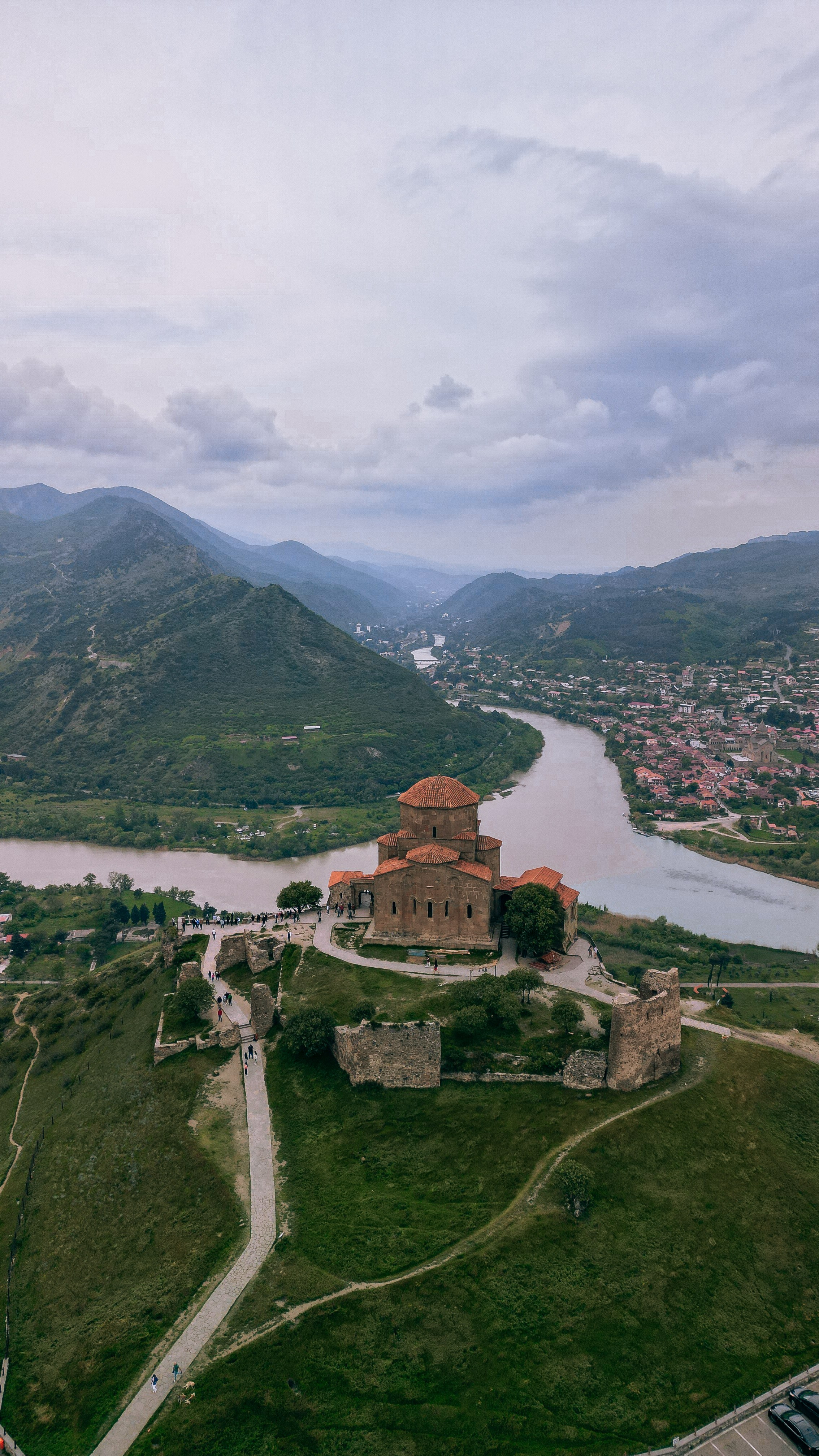 Грузия 2023. Человек с фотокамерой